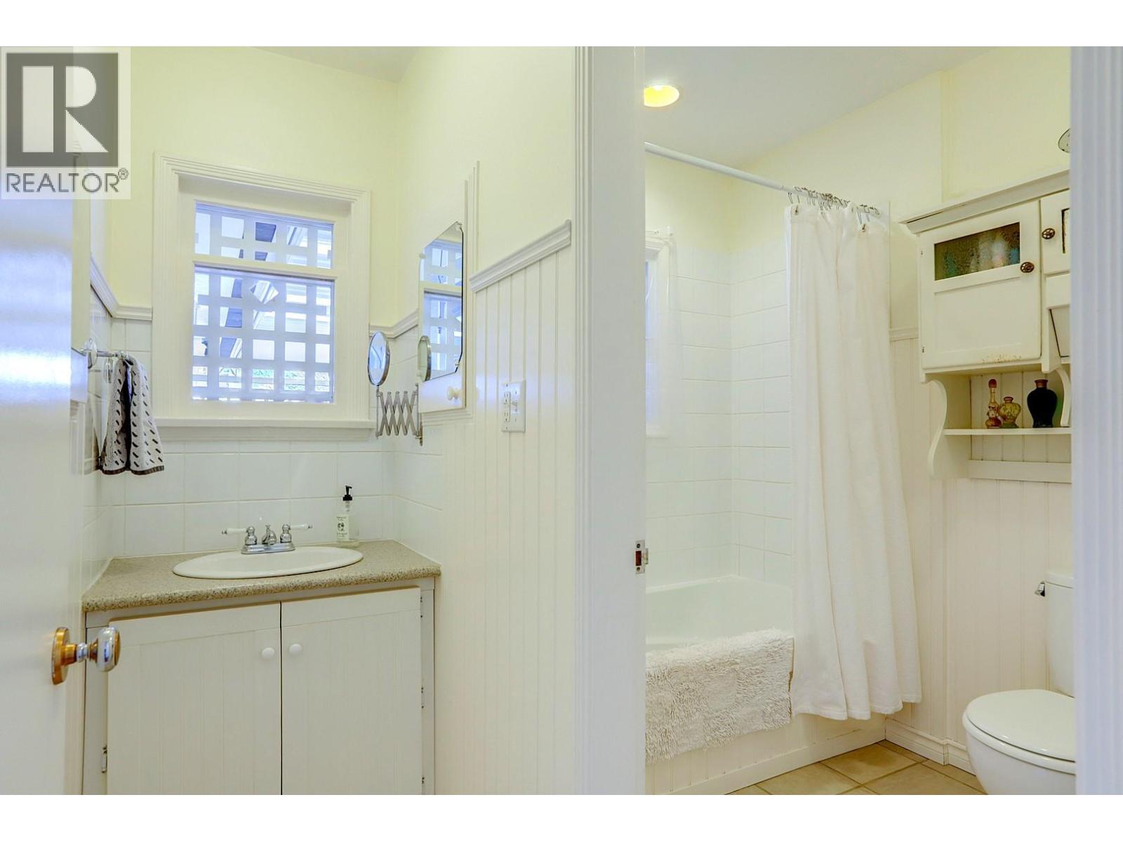 3401 20 Street, Vernon, British Columbia  V1T 4C6 - Photo 34 - 10375578