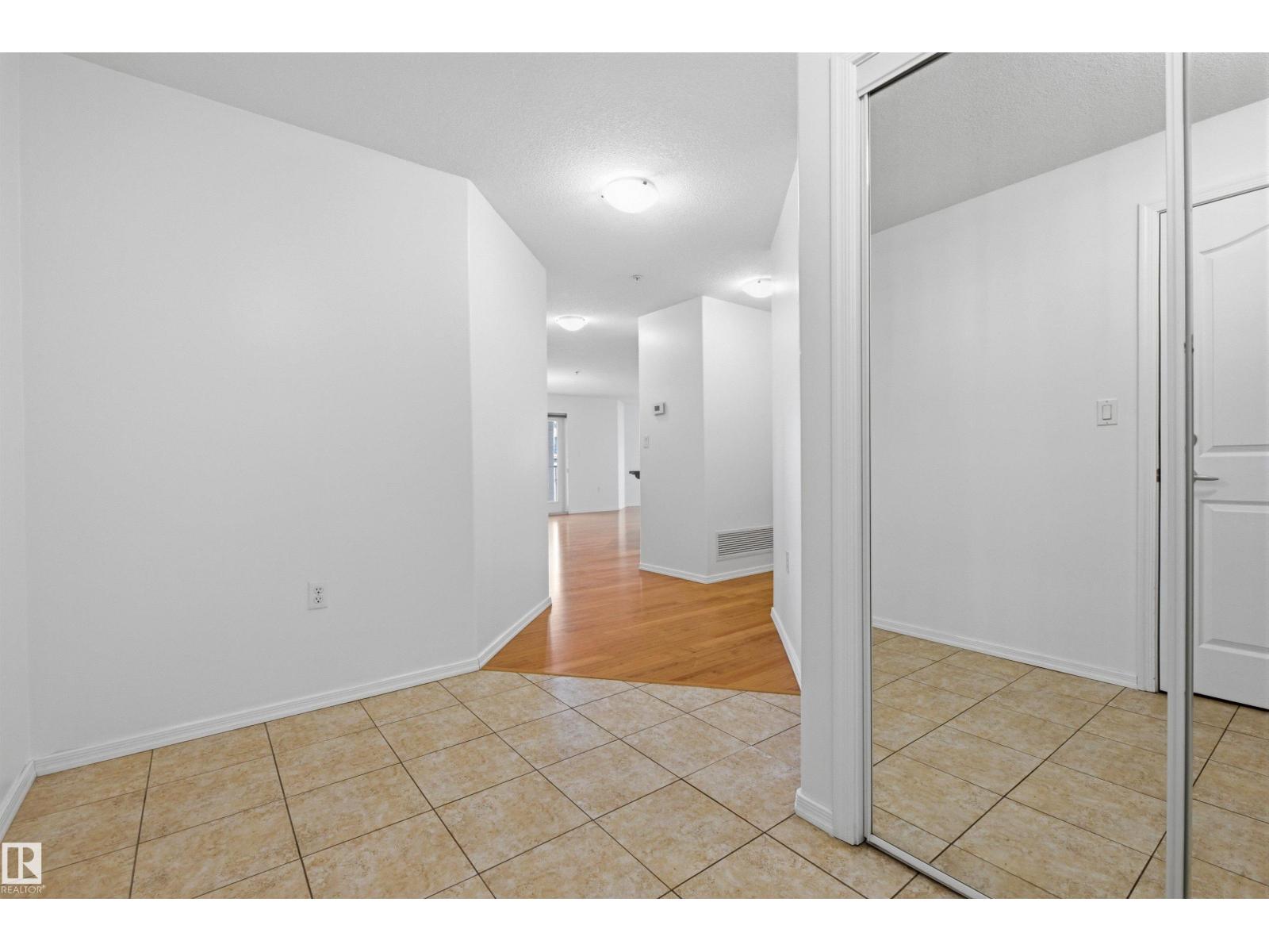 #208 1320 Rutherford Rd Sw, Edmonton, Alberta  T6W 0B6 - Photo 3 - E4477202