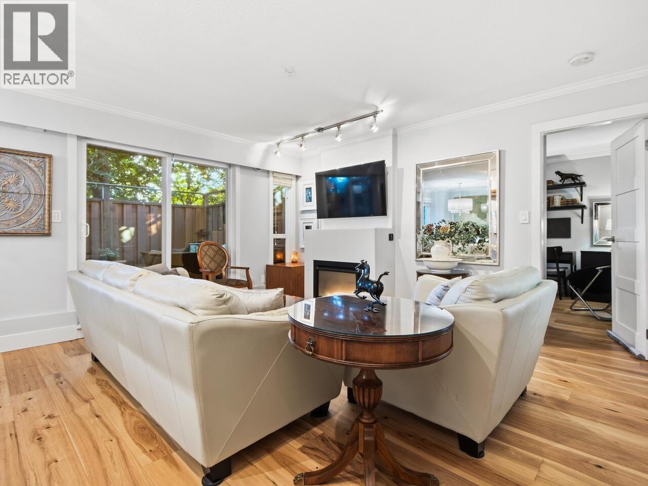 105 518 Thirteenth Street, New Westminster, British Columbia  V3M 4L9 - Photo 4 - R3092070