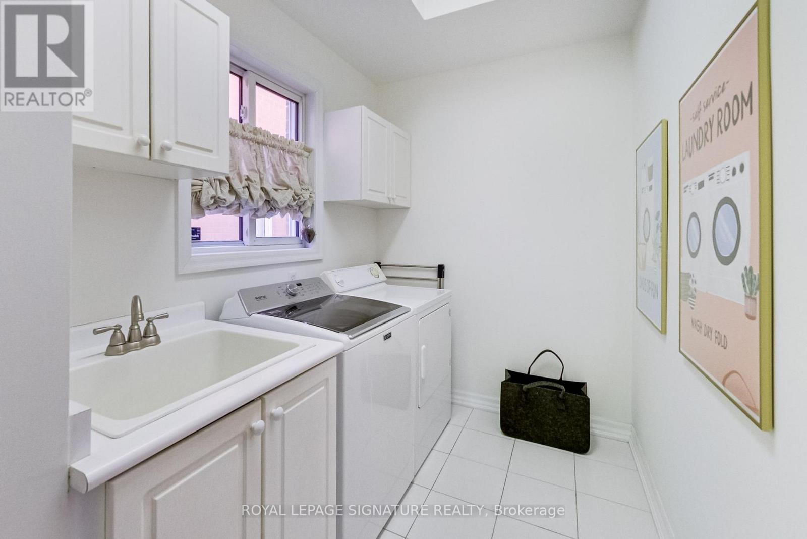 1814 Rosebank Road, Pickering (Amberlea), Ontario  L1V 1P6 - Photo 9 - E12878366