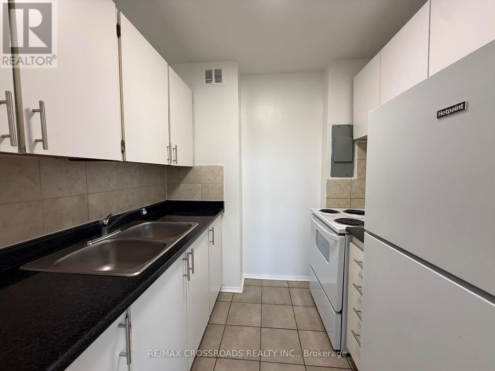 303 - 1191 Ellesmere Road, Toronto (Bendale), Ontario  M1P 2X6 - Photo 5 - E12878374