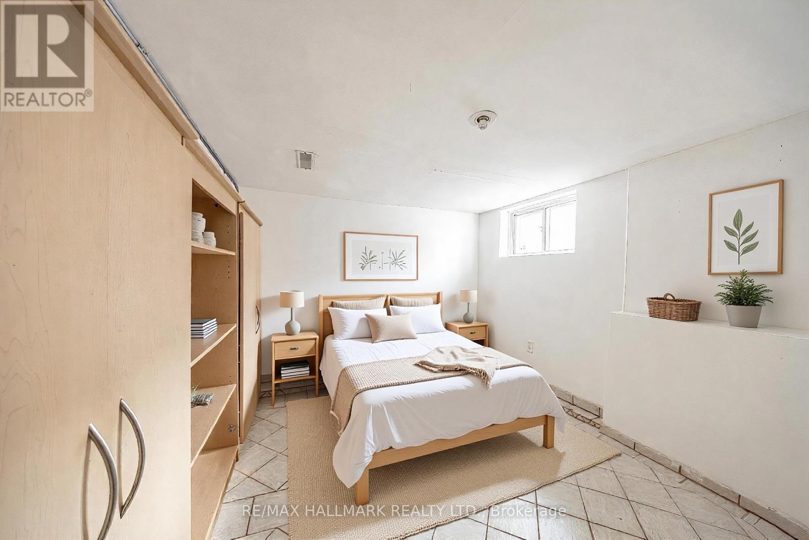 31 Kildonan Road, Toronto (East End-Danforth), Ontario  M4E 2N5 - Photo 10 - E12878378