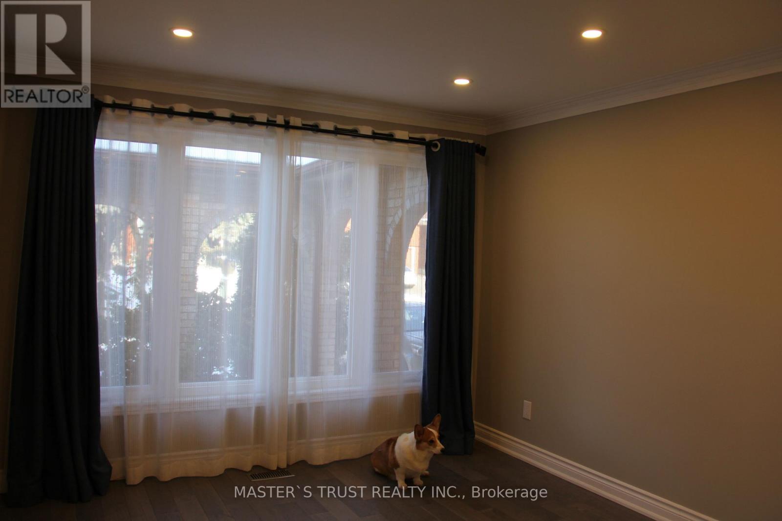 125 Purcell (Upper) Square, Toronto (Steeles), Ontario  M1V 3Y9 - Photo 11 - E12878396