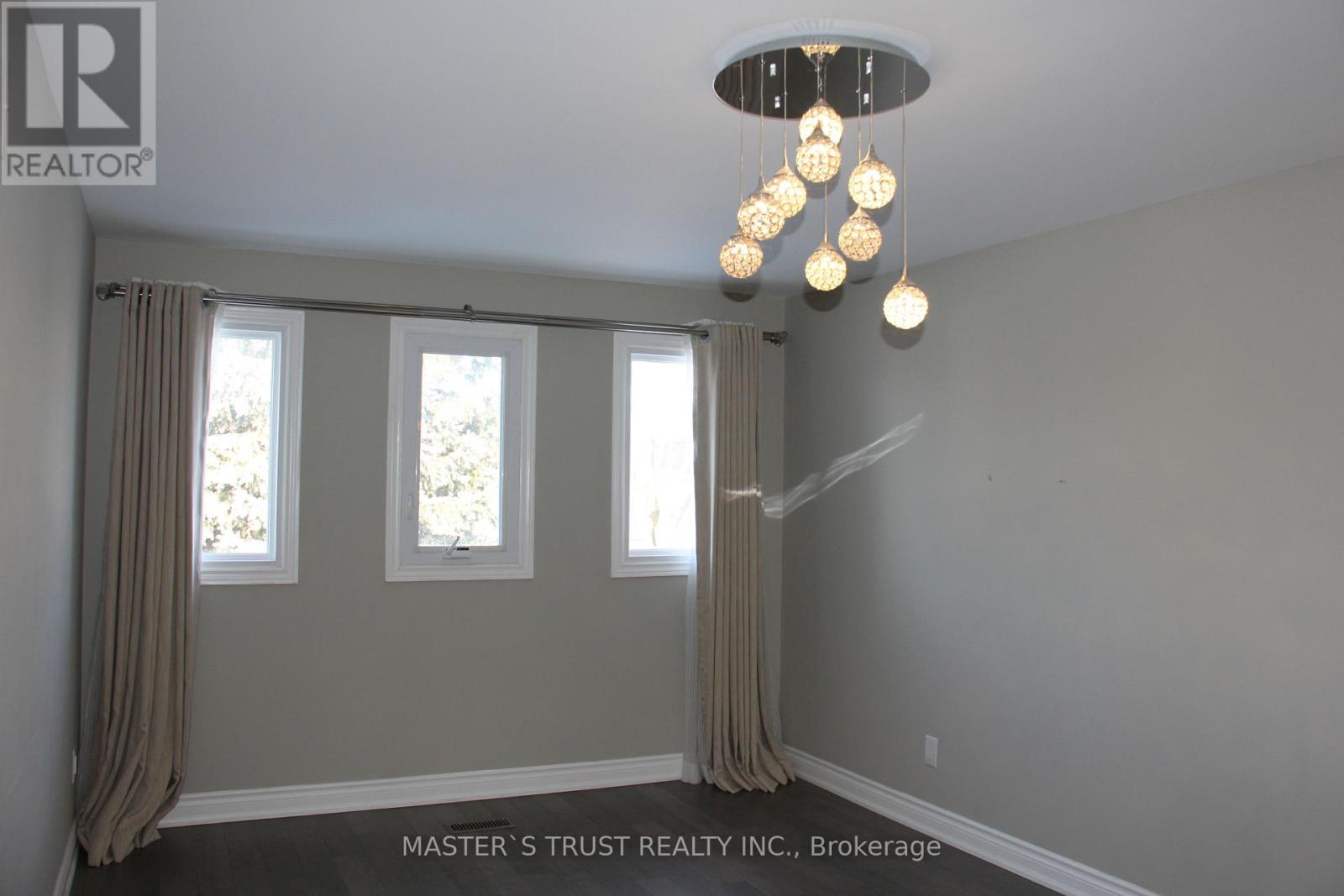 125 Purcell (Upper) Square, Toronto (Steeles), Ontario  M1V 3Y9 - Photo 12 - E12878396