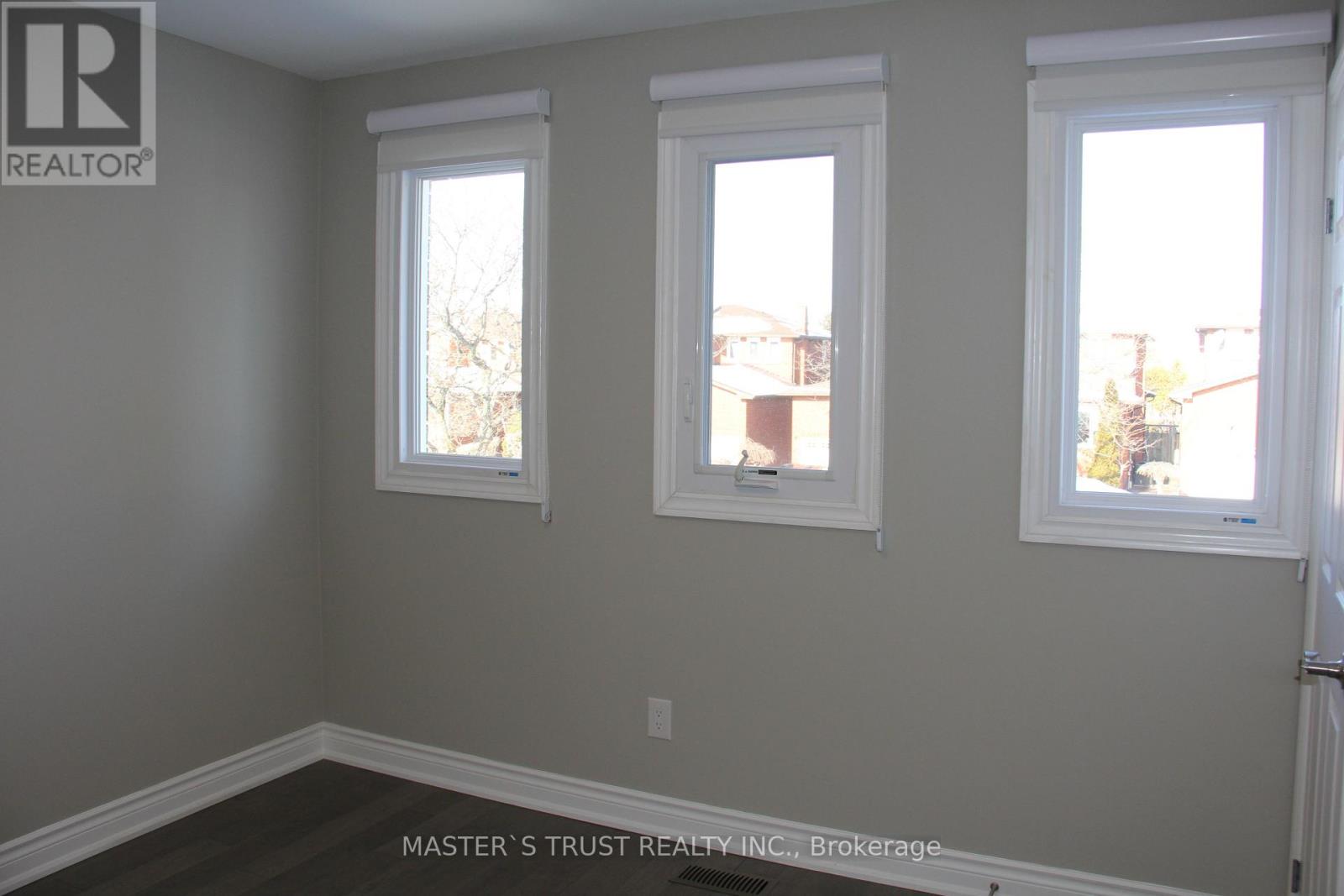 125 Purcell (Upper) Square, Toronto (Steeles), Ontario  M1V 3Y9 - Photo 15 - E12878396