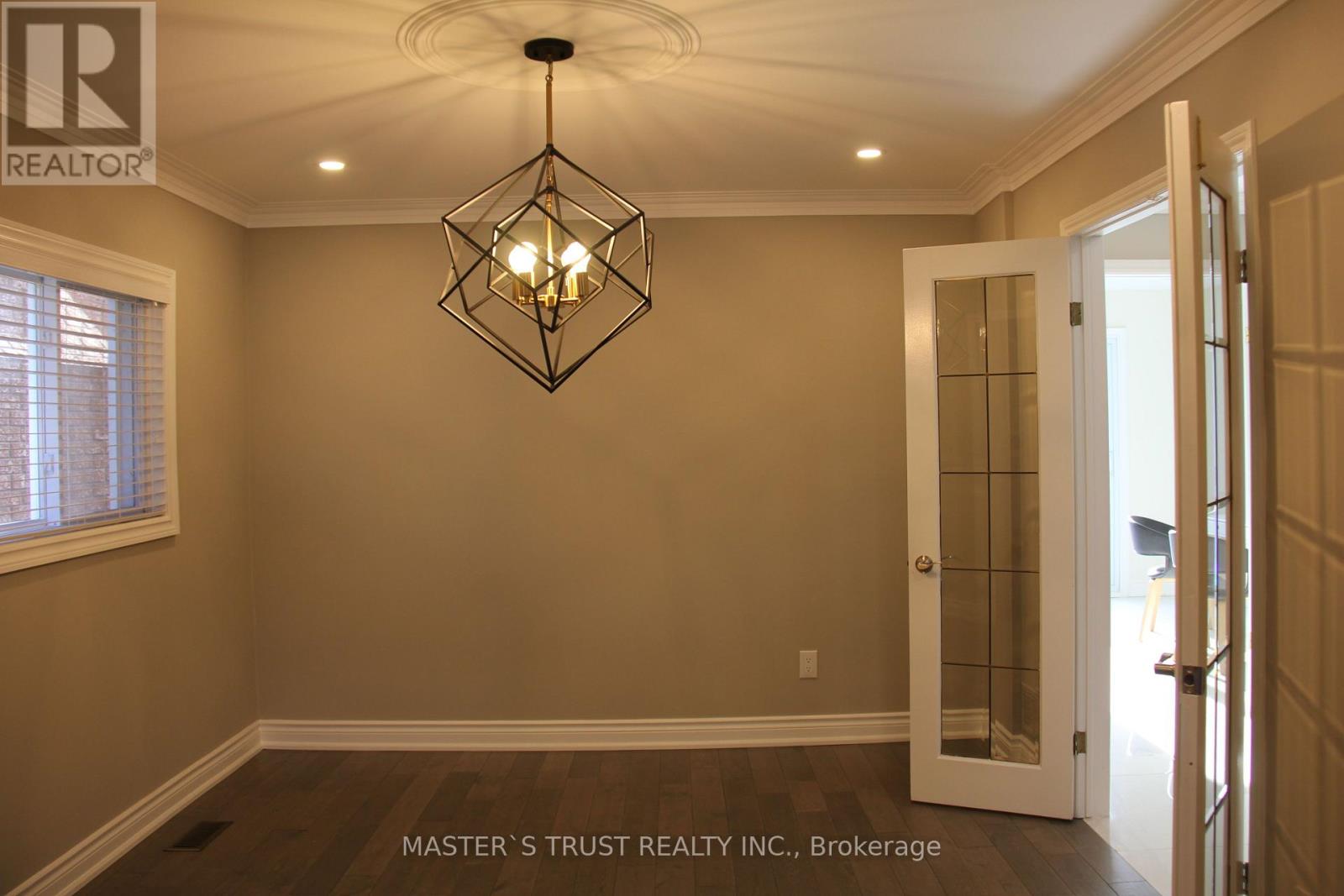 125 Purcell (Upper) Square, Toronto (Steeles), Ontario  M1V 3Y9 - Photo 7 - E12878396