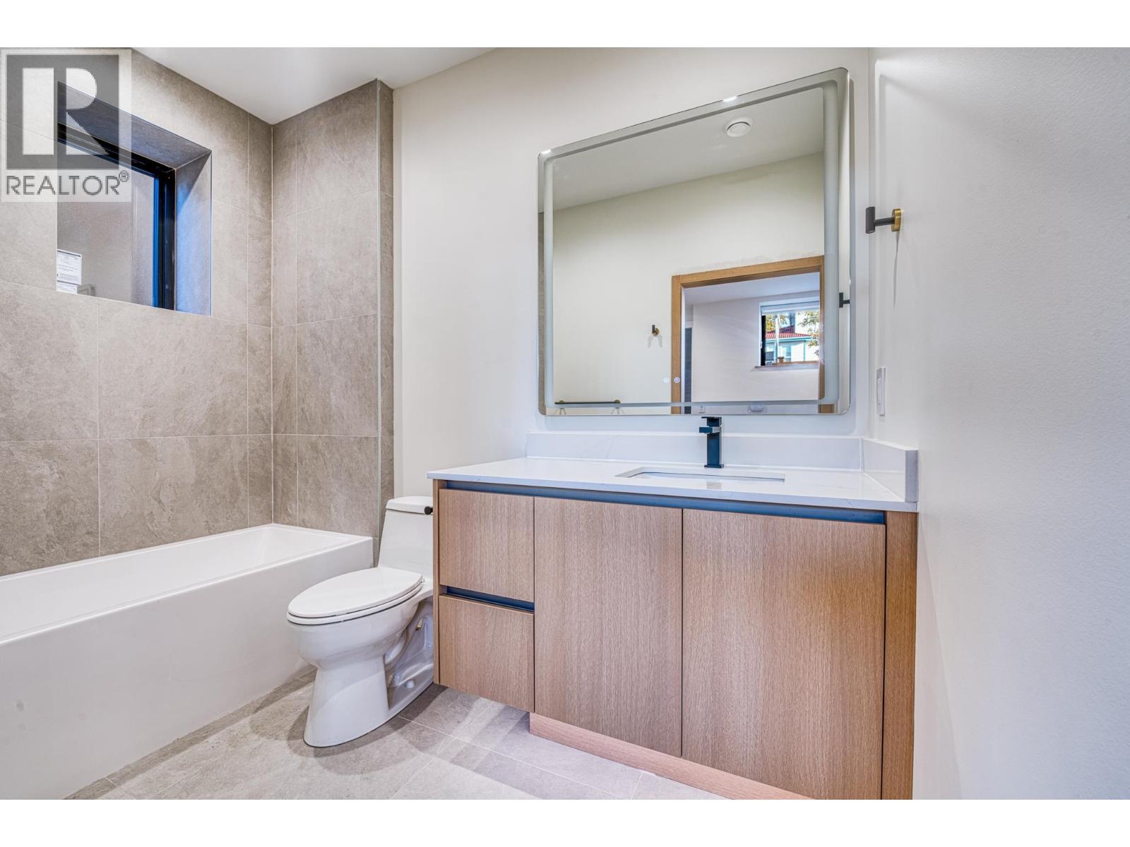 2 968 E 55th Avenue, Vancouver, British Columbia  V5X 1N9 - Photo 29 - R3099385