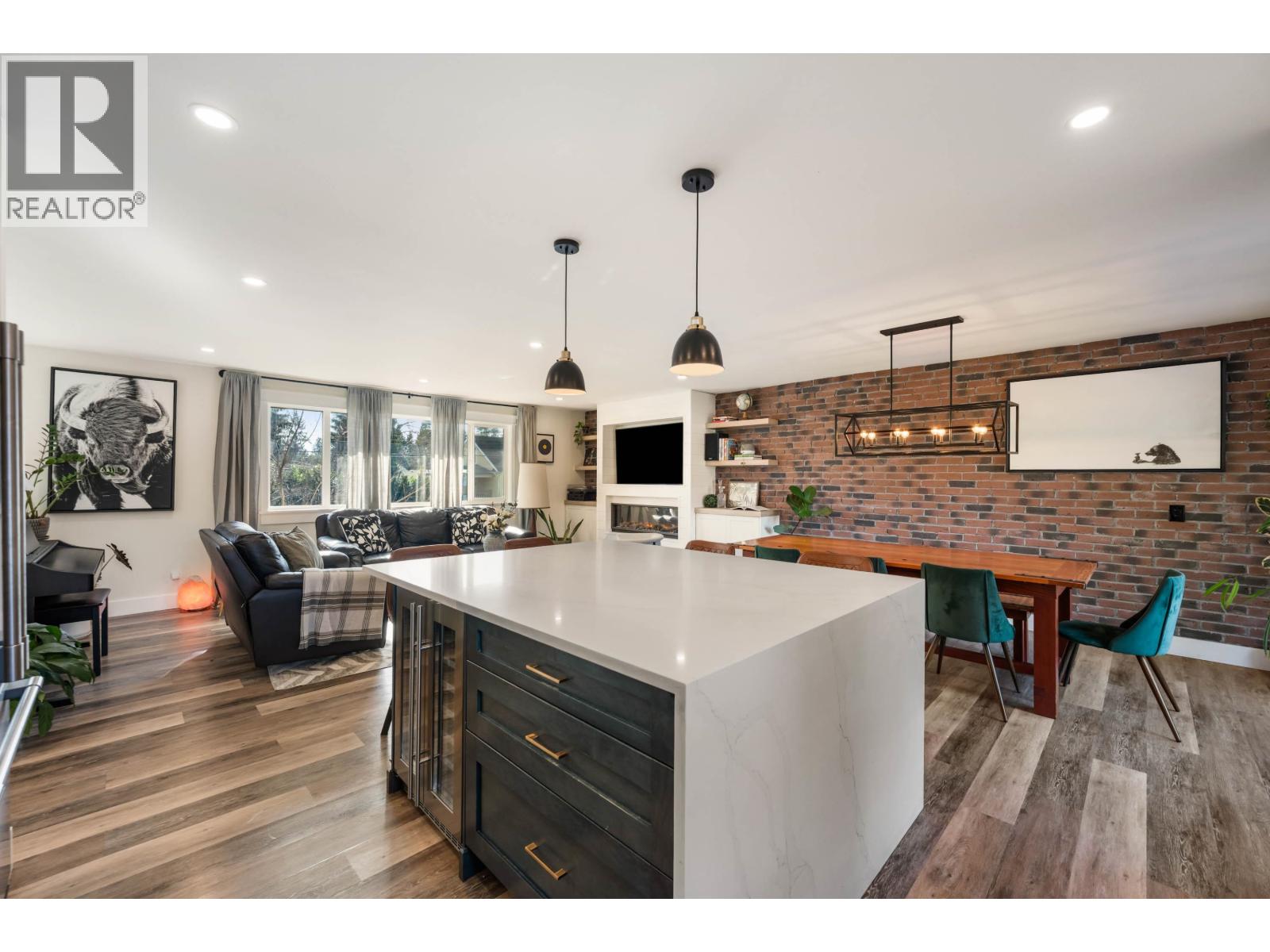 21635 123 Avenue, Maple Ridge, British Columbia  V2X 4C4 - Photo 11 - R3099380