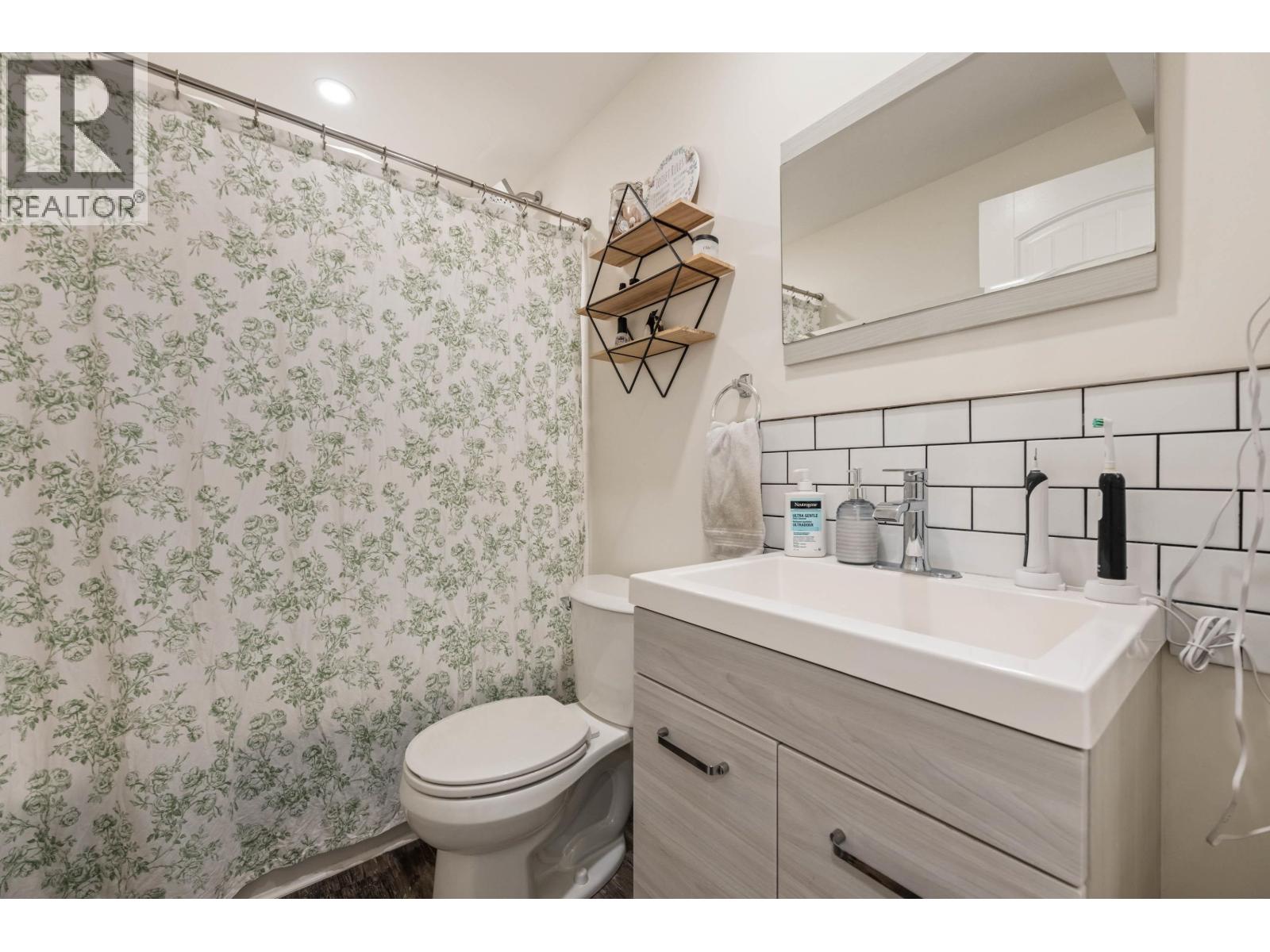 21635 123 Avenue, Maple Ridge, British Columbia  V2X 4C4 - Photo 32 - R3099380