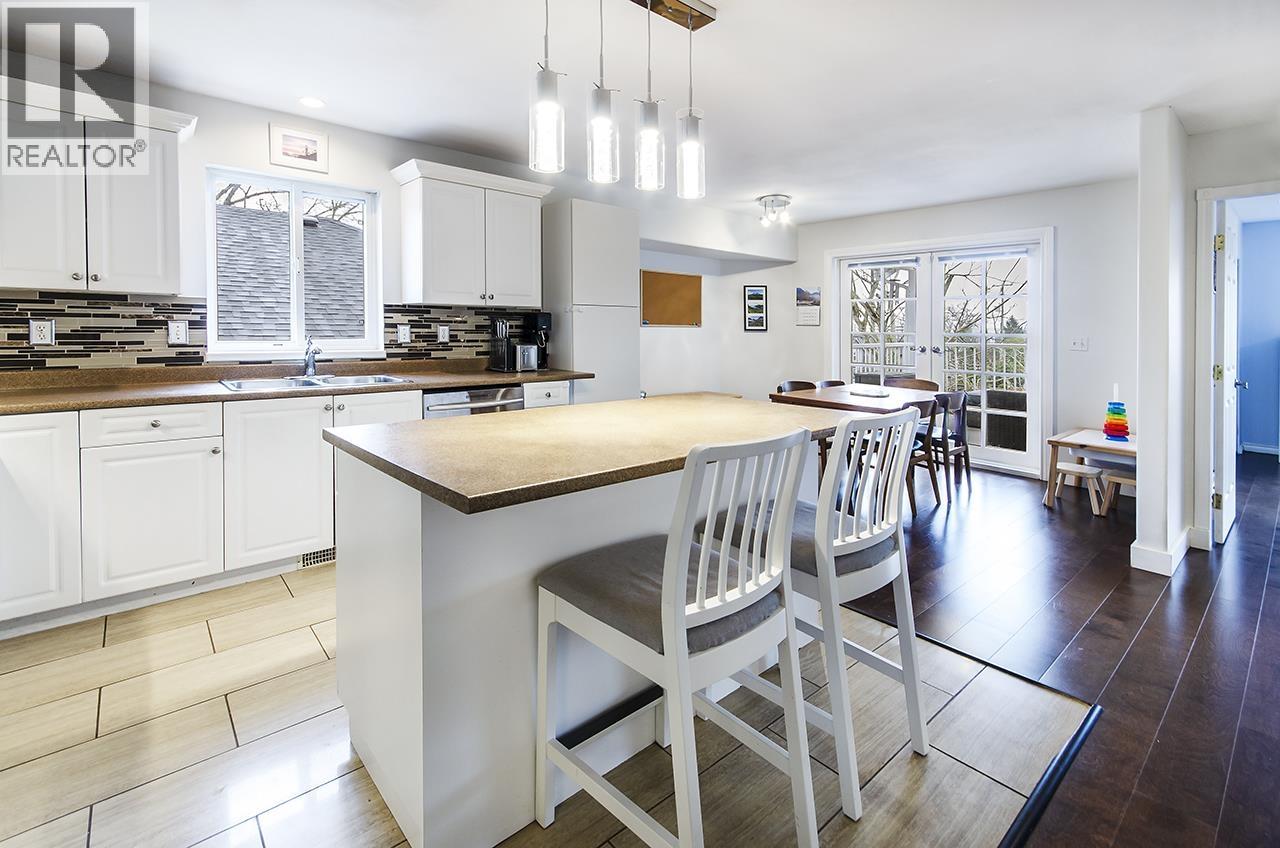 2062 Mary Hill Road, Port Coquitlam, British Columbia  V3C 2Z8 - Photo 12 - R3099407