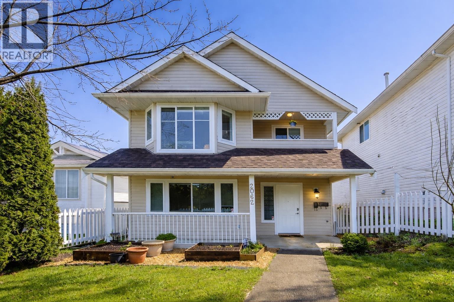 2062 Mary Hill Road, Port Coquitlam, British Columbia  V3C 2Z8 - Photo 2 - R3099407