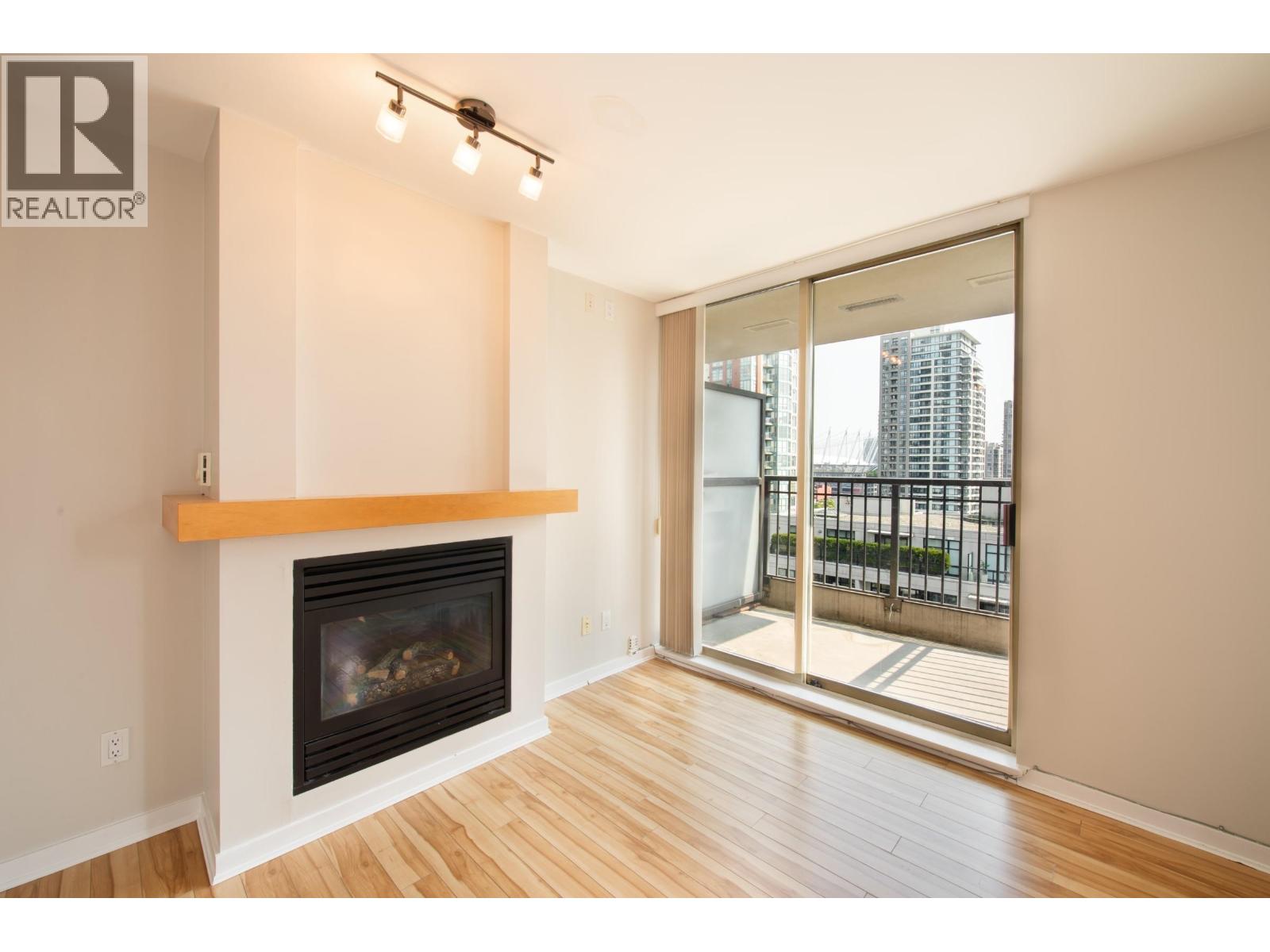 1007 989 Richards Street, Vancouver, British Columbia  V6B 6R6 - Photo 4 - R3099403