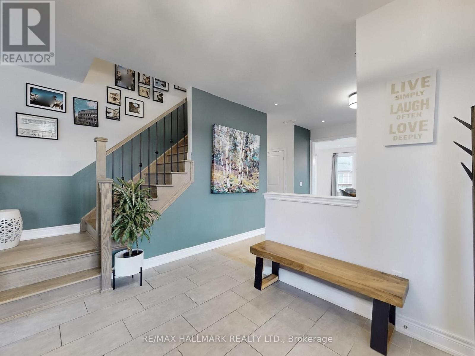 86 Murray Leonard Lane, East Gwillimbury, Ontario  L9N 0Z6 - Photo 12 - N12878364