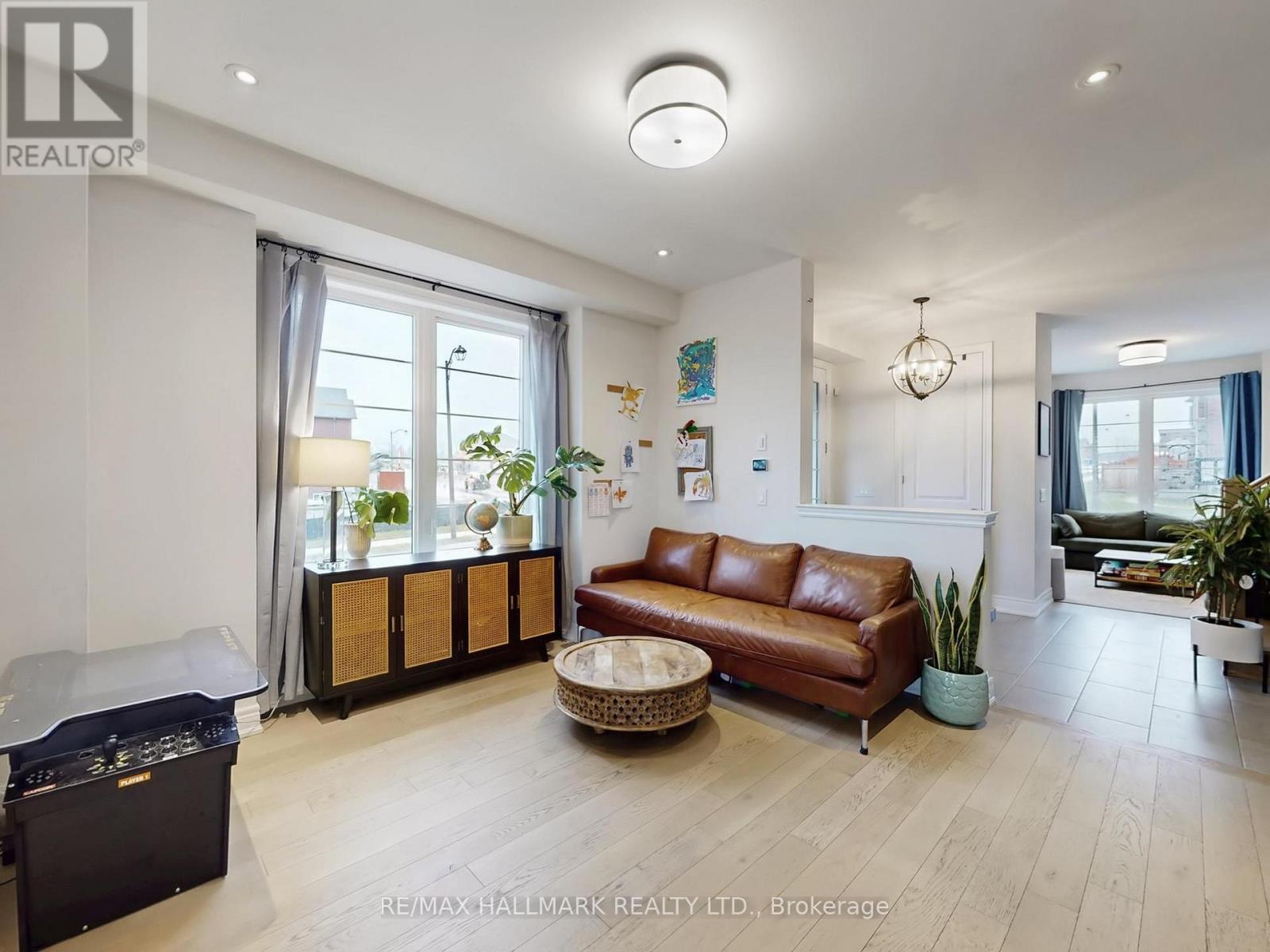 86 Murray Leonard Lane, East Gwillimbury, Ontario  L9N 0Z6 - Photo 16 - N12878364