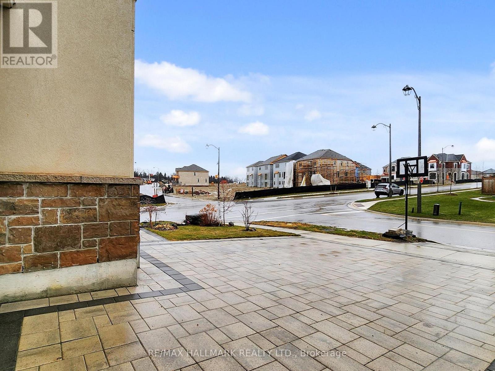 86 Murray Leonard Lane, East Gwillimbury, Ontario  L9N 0Z6 - Photo 7 - N12878364