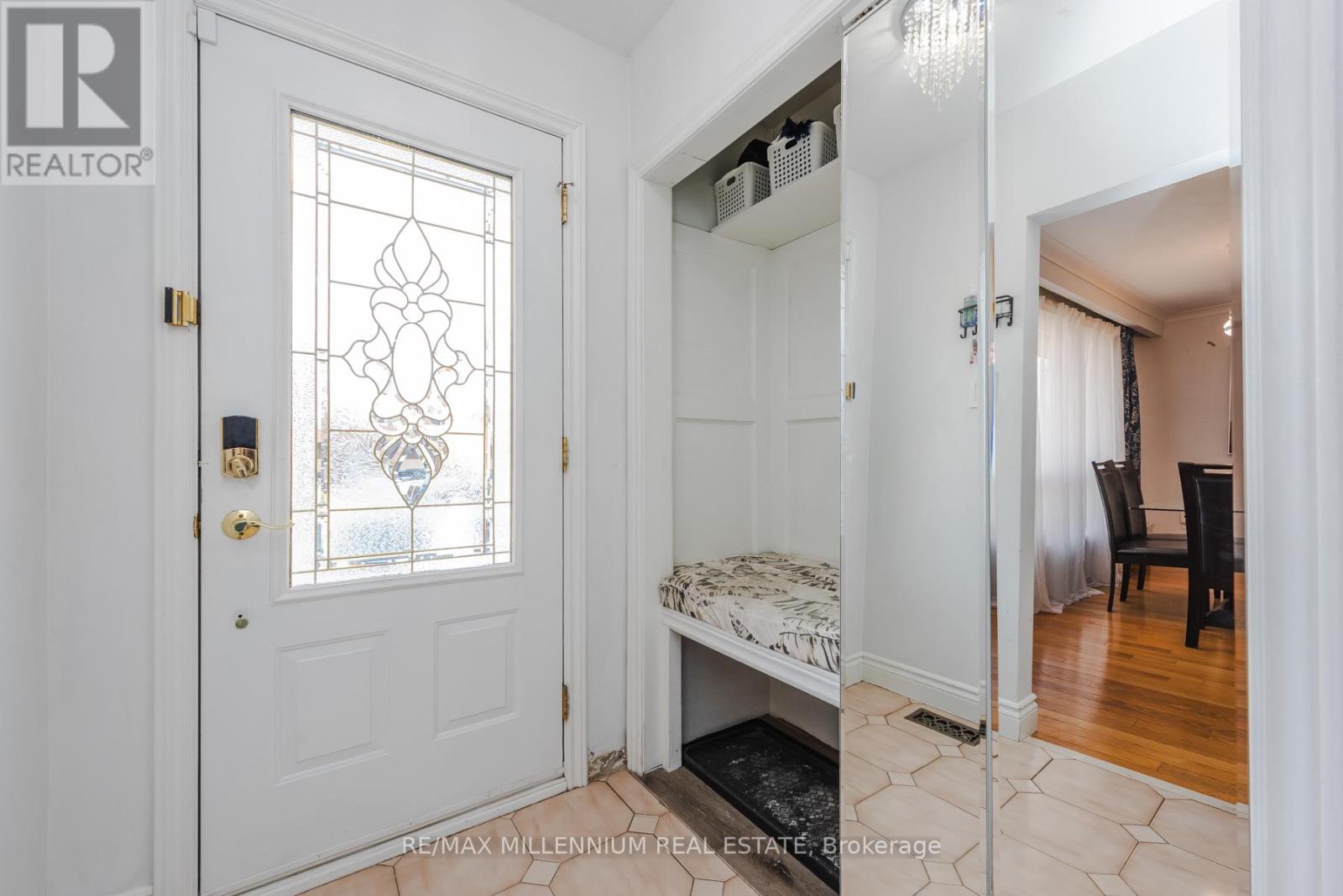 13 Cumberland Drive, Brampton, Ontario  L6V 1W5 - Photo 1 - W12878352