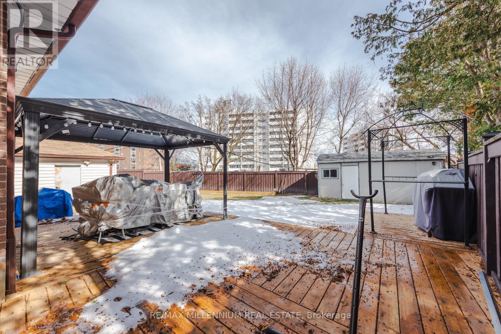 13 Cumberland Drive, Brampton, Ontario  L6V 1W5 - Photo 41 - W12878352