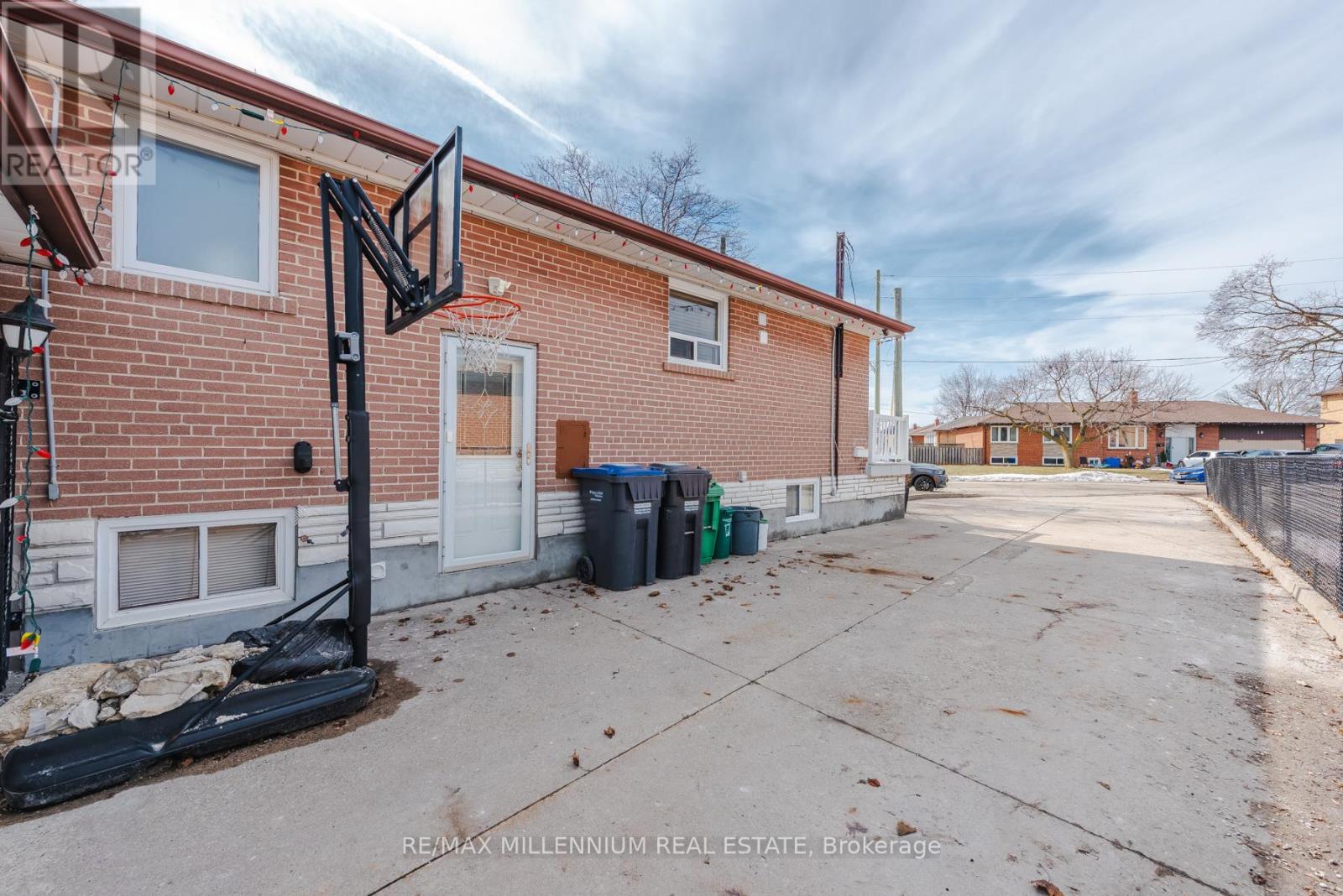 13 Cumberland Drive, Brampton, Ontario  L6V 1W5 - Photo 50 - W12878352