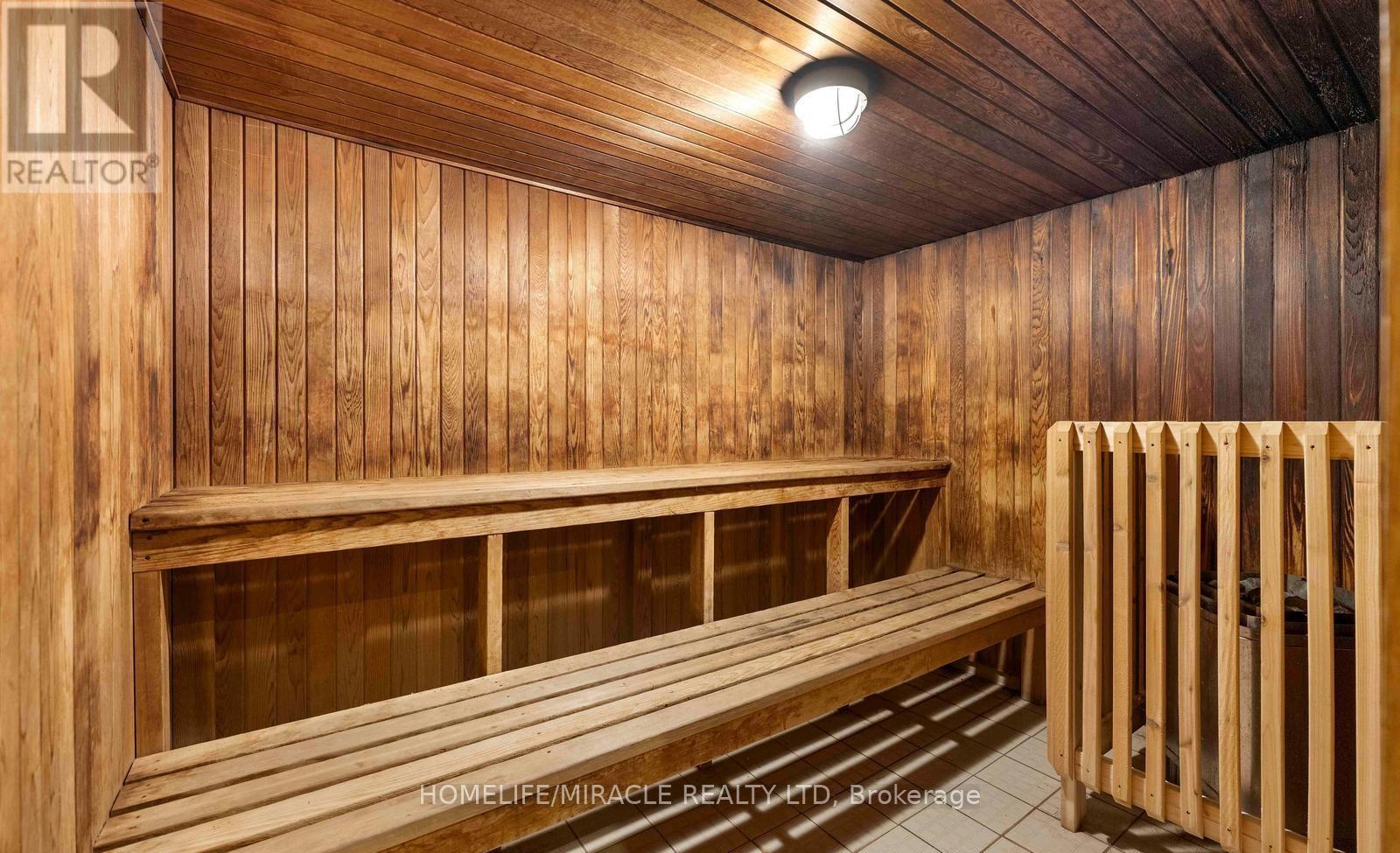 202 - 3700 Kaneff Crescent, Mississauga, Ontario  L5A 4B8 - Photo 27 - W12878356