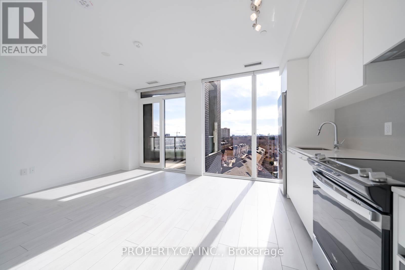 707 - 260 MALTA AVENUE