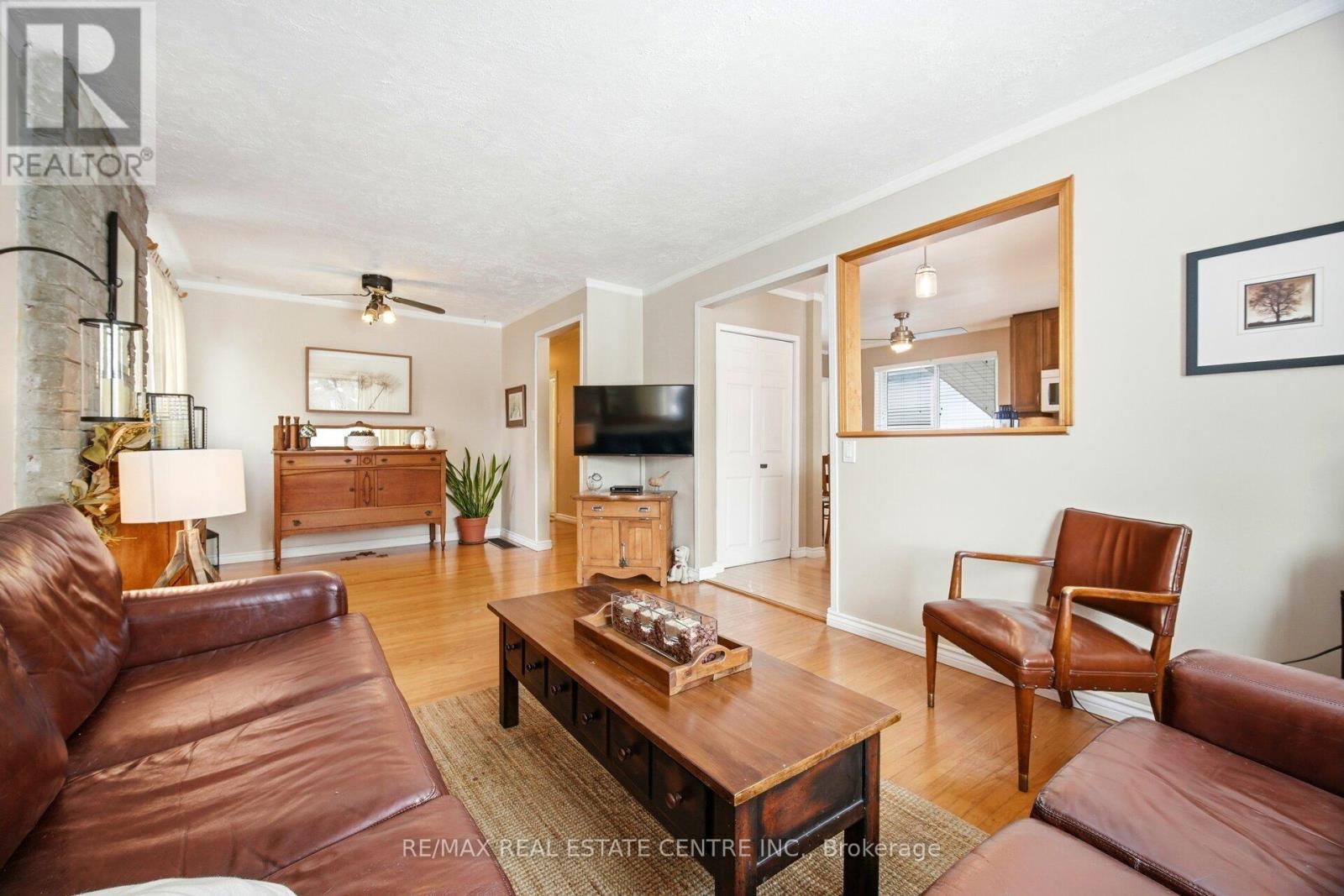 14 Northwood Drive, Brampton, Ontario  L6X 2L2 - Photo 21 - W12878386