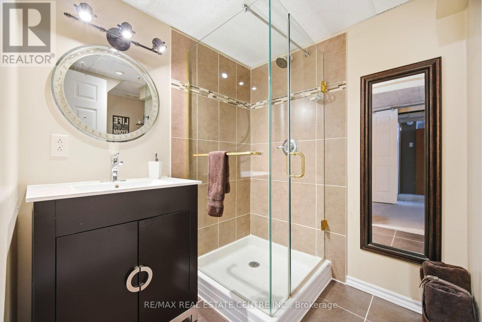 14 Northwood Drive, Brampton, Ontario  L6X 2L2 - Photo 47 - W12878386