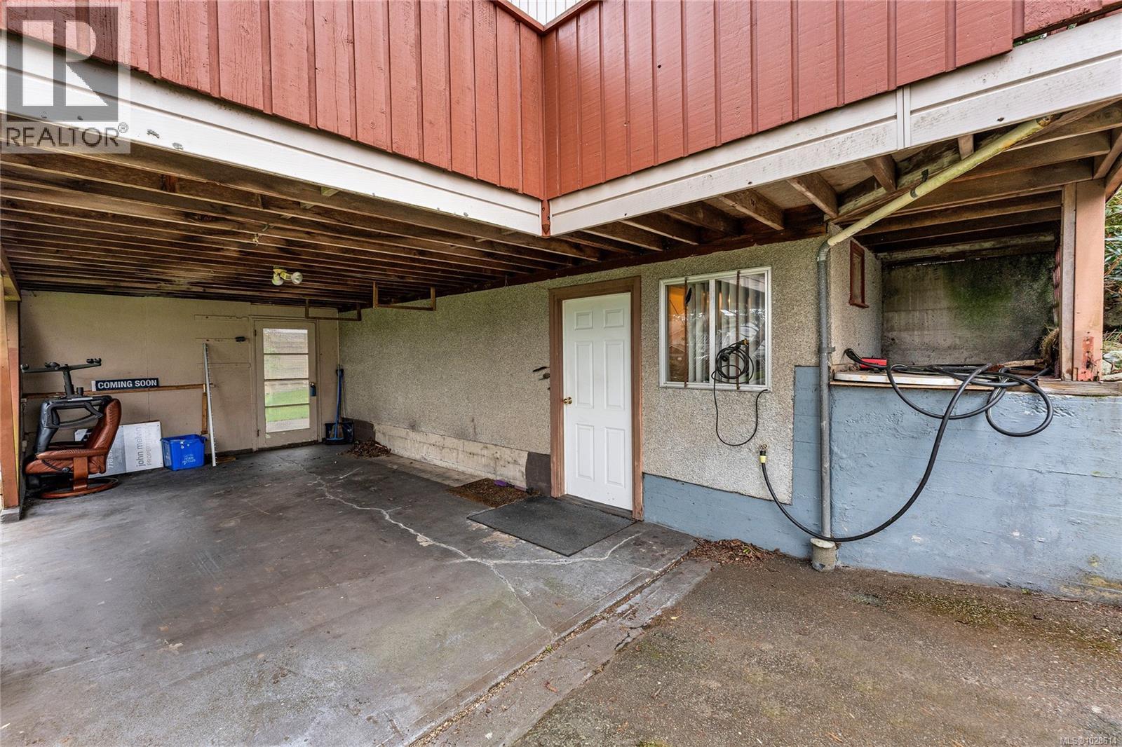 4987 Wesley Rd, Saanich, British Columbia  V8Y 1Z1 - Photo 8 - 1028614