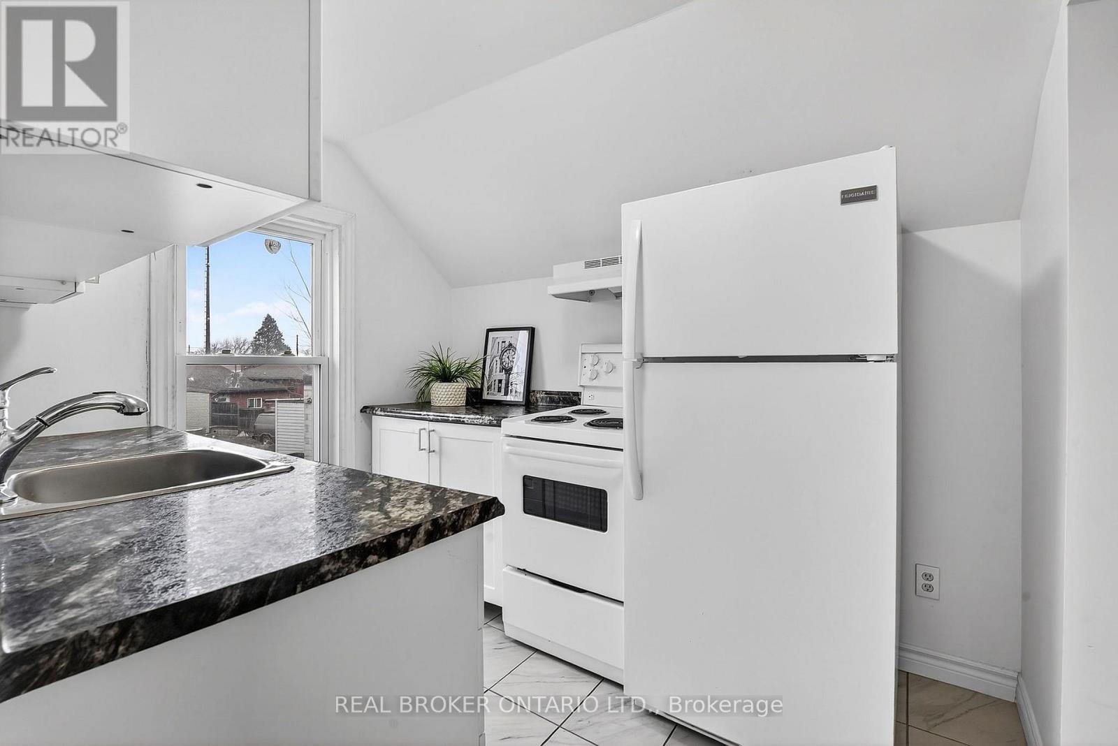 3 Beatty Avenue, Hamilton, Ontario  L8H 3P3 - Photo 37 - X12878402