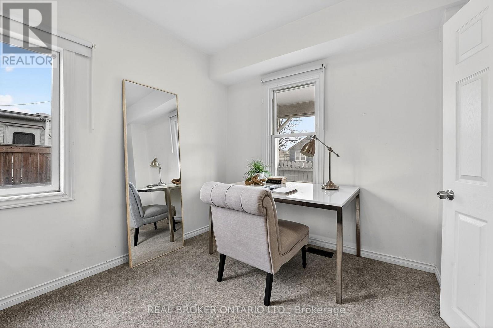 3 Beatty Avenue, Hamilton, Ontario  L8H 3P3 - Photo 5 - X12878402