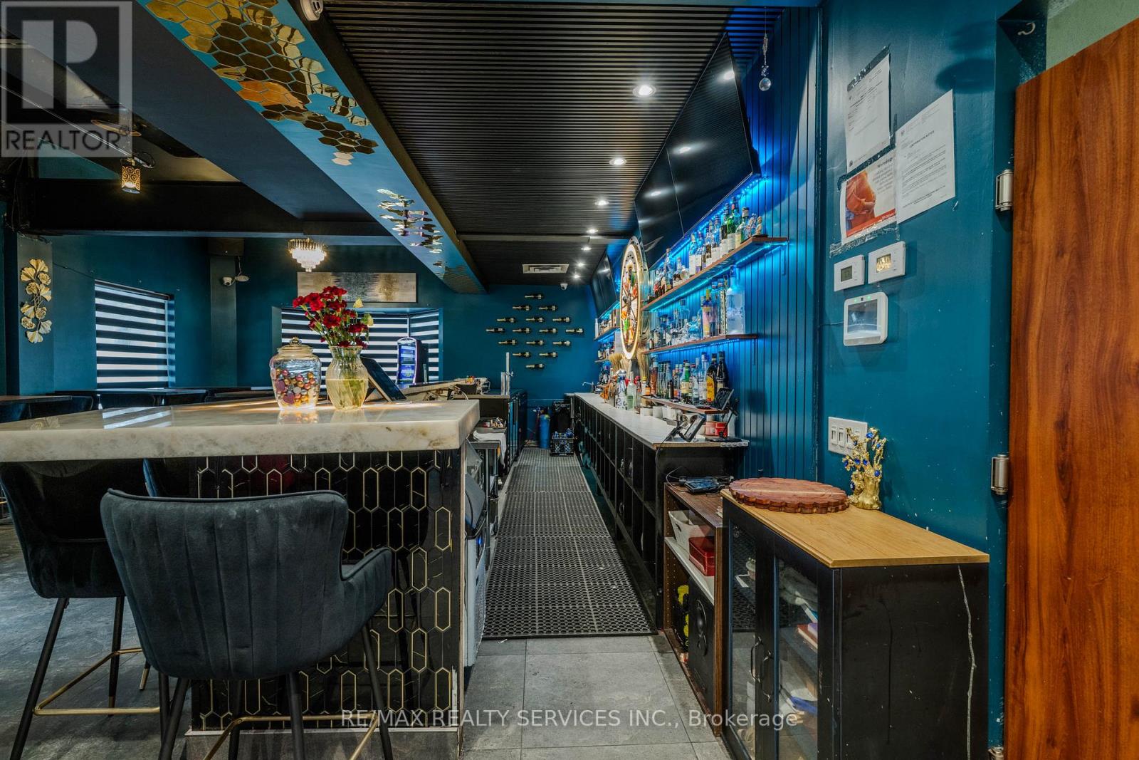 2055 Dundas Street, Mississauga, Ontario  L4X 2W1 - Photo 6 - W12735756