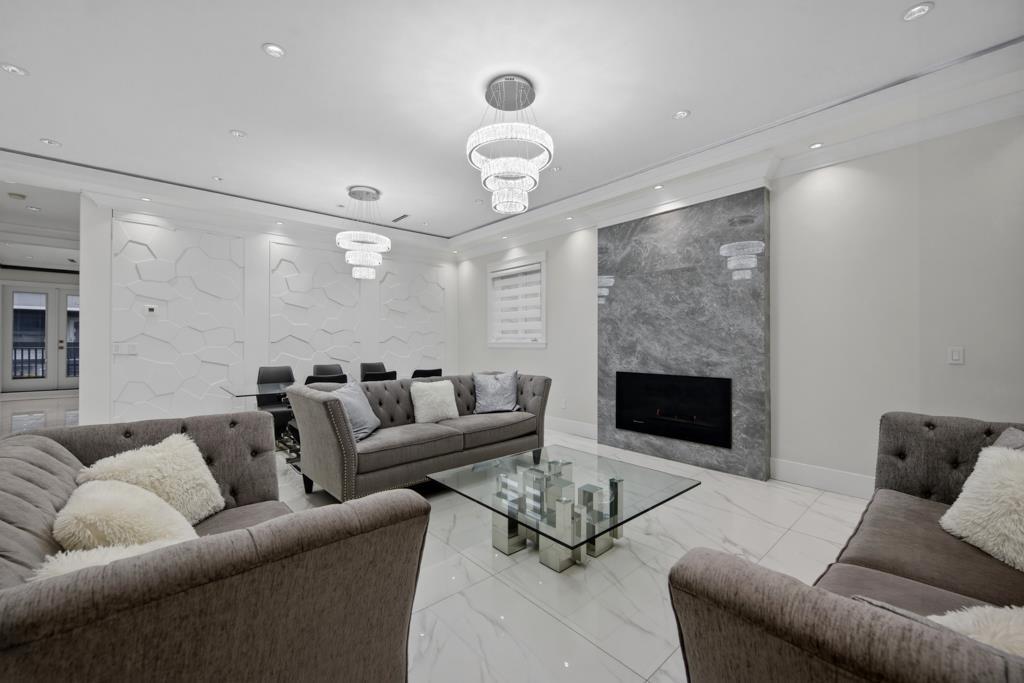 6899 Clevedon Drive, Surrey, British Columbia  V3W 6H6 - Photo 9 - R3098780