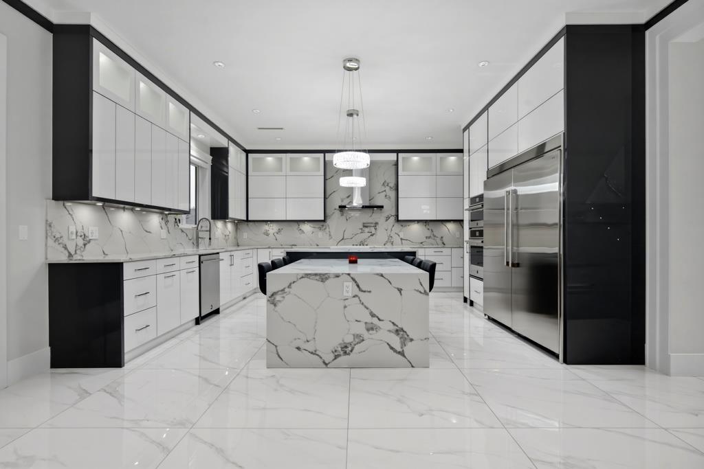 6899 Clevedon Drive, Surrey, British Columbia  V3W 6H6 - Photo 15 - R3098780