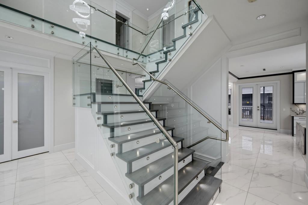 6899 Clevedon Drive, Surrey, British Columbia  V3W 6H6 - Photo 6 - R3098780