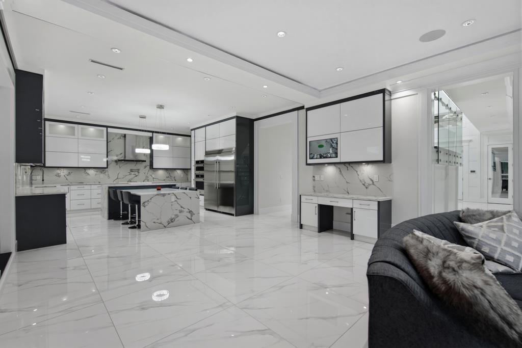 6899 Clevedon Drive, Surrey, British Columbia  V3W 6H6 - Photo 28 - R3098780