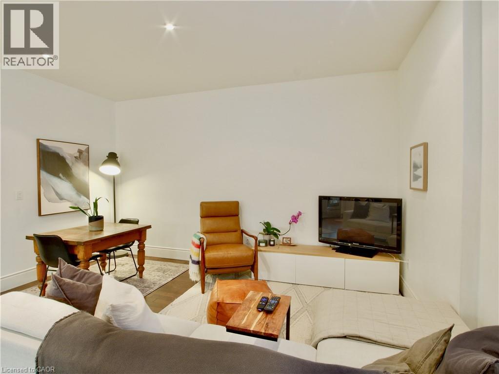 133 Park Street Unit# 105, Waterloo, Ontario  N2L 0B2 - Photo 3 - 40800369