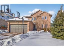 5 GIFFIN Road, Dundas, Ontario