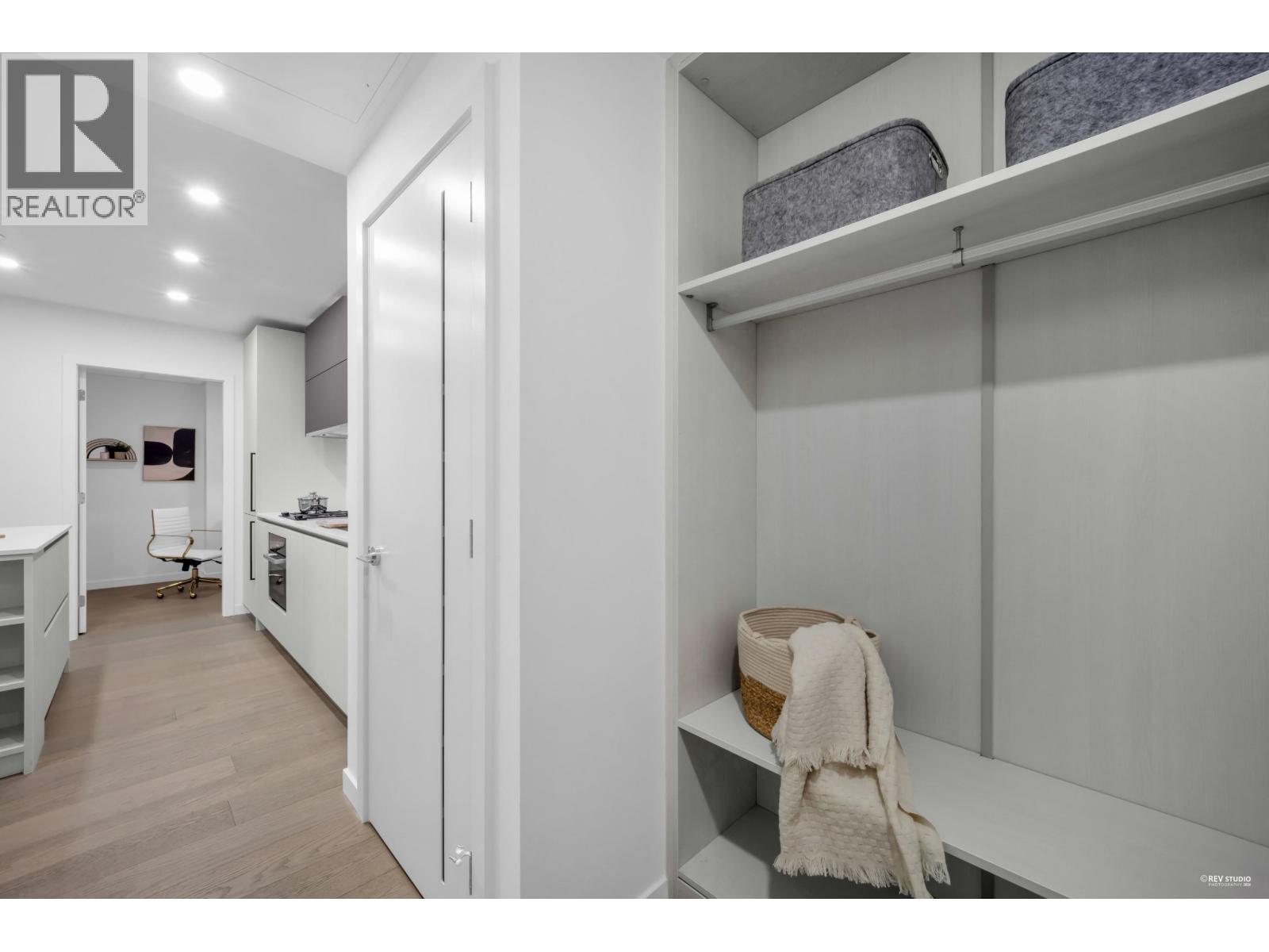 708 8415 Granville Street, Vancouver, British Columbia  V6P 0M2 - Photo 9 - R3099057