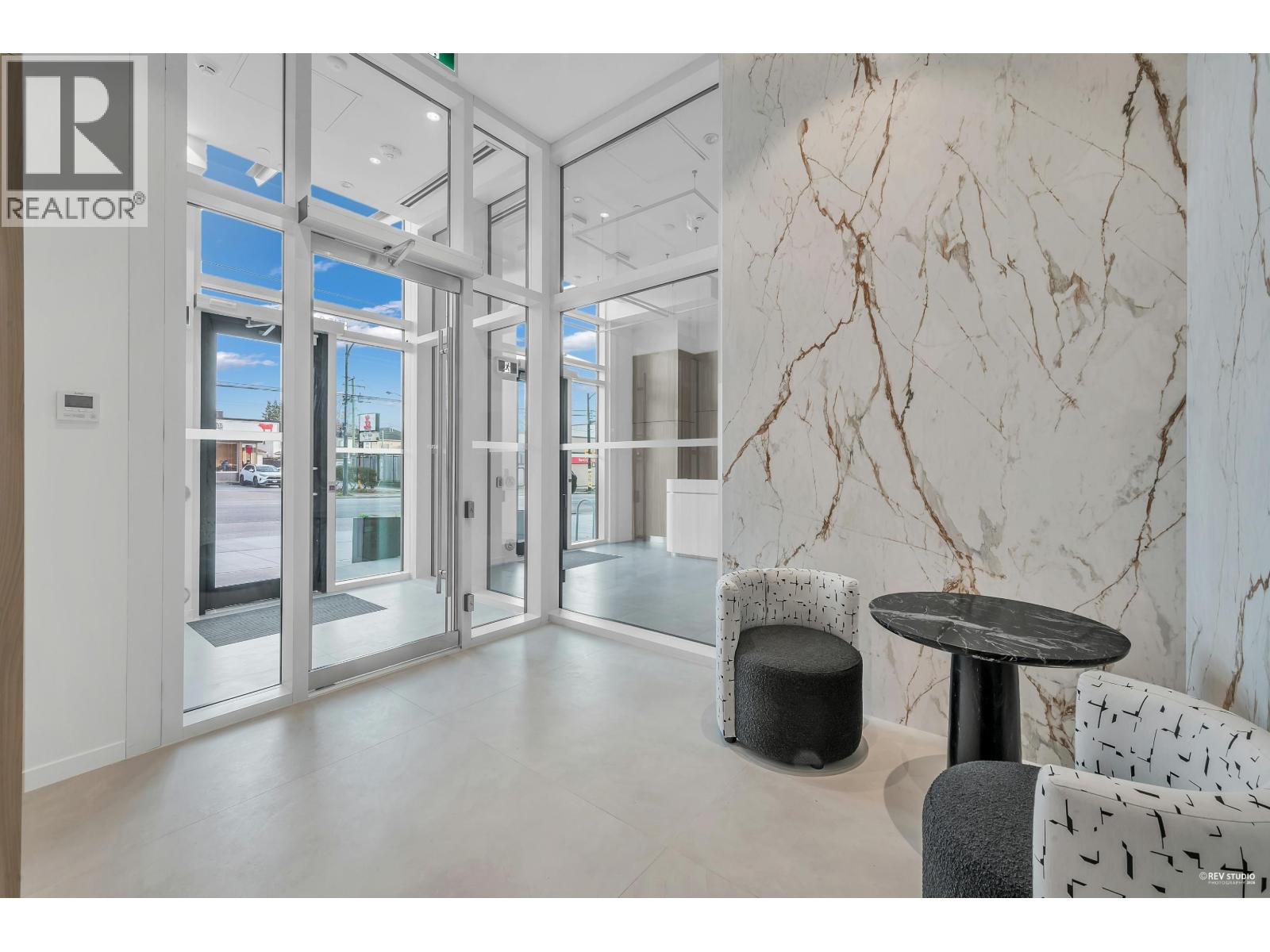 304 8415 Granville Street, Vancouver, British Columbia  V6P 0M2 - Photo 11 - R3099048