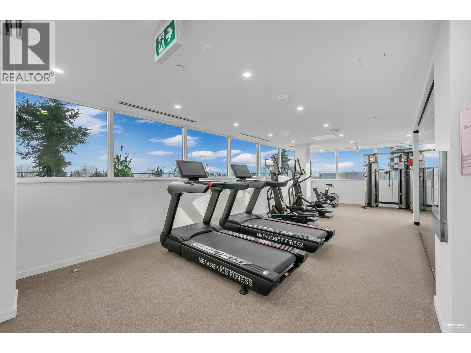 304 8415 Granville Street, Vancouver, British Columbia  V6P 0M2 - Photo 7 - R3099048