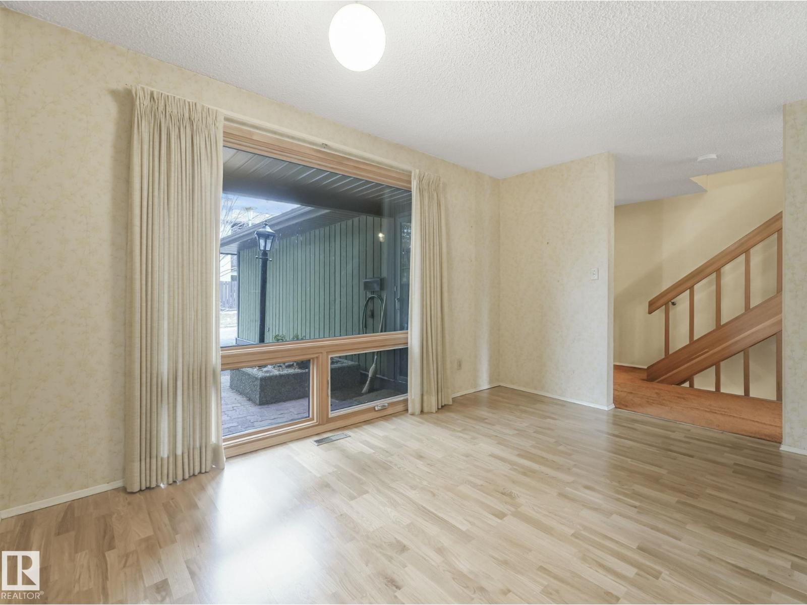 185 Hearthstone Nw, Edmonton, Alberta  T6H 5E5 - Photo 11 - E4477204