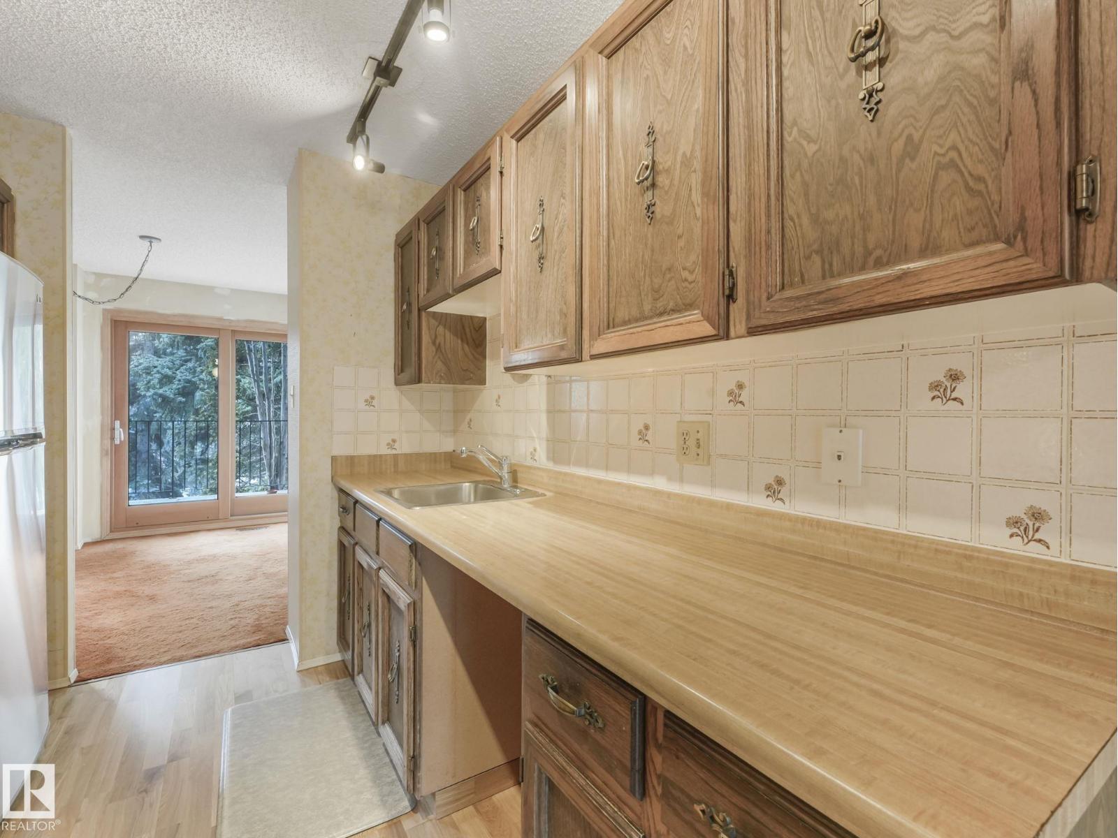 185 Hearthstone Nw, Edmonton, Alberta  T6H 5E5 - Photo 15 - E4477204