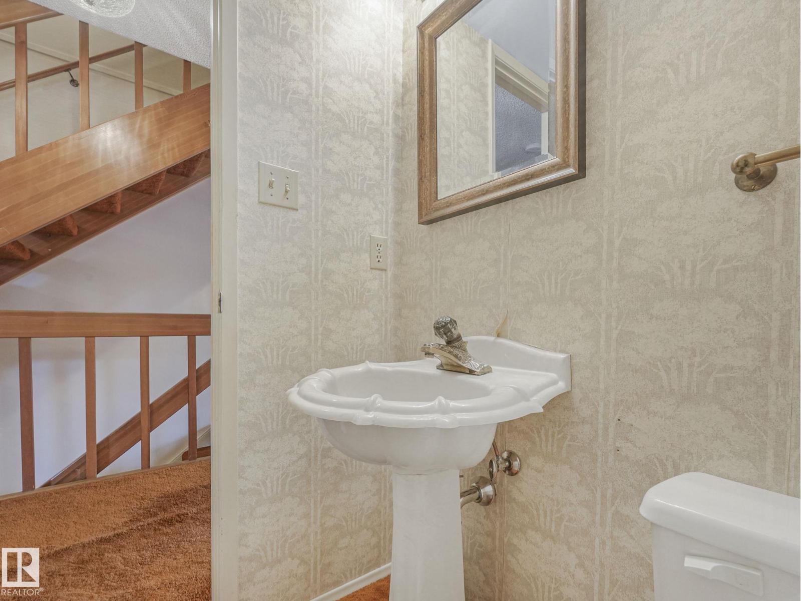 185 Hearthstone Nw, Edmonton, Alberta  T6H 5E5 - Photo 31 - E4477204