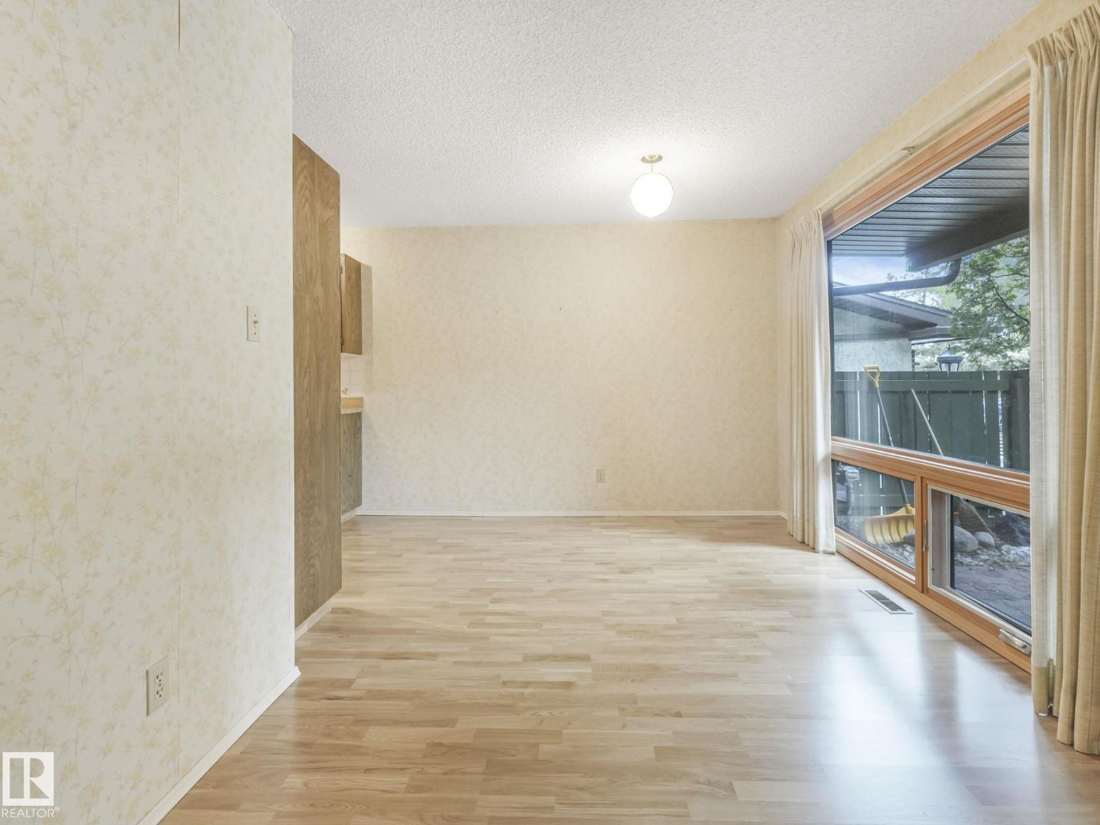 185 Hearthstone Nw, Edmonton, Alberta  T6H 5E5 - Photo 7 - E4477204