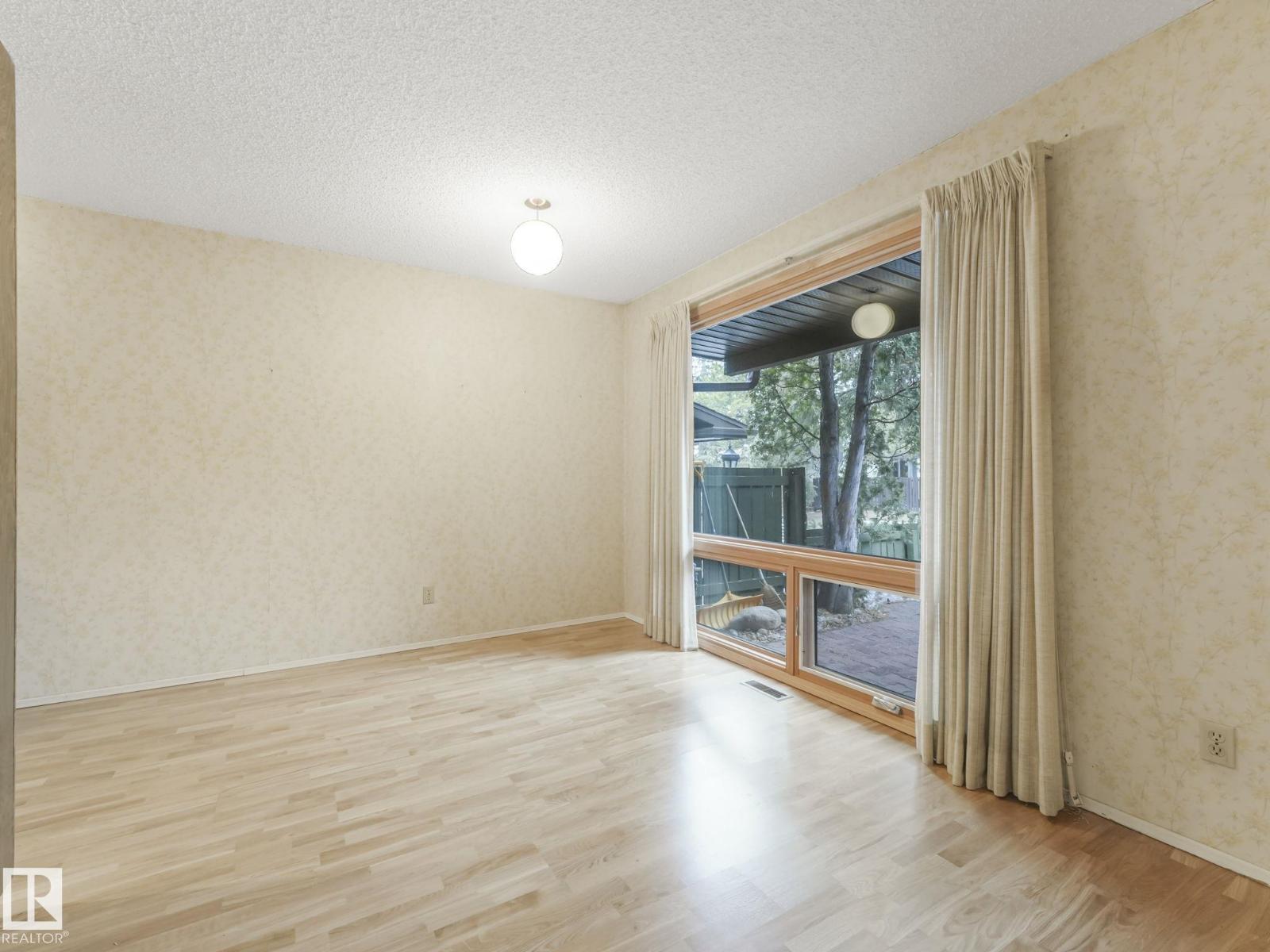 185 Hearthstone Nw, Edmonton, Alberta  T6H 5E5 - Photo 8 - E4477204