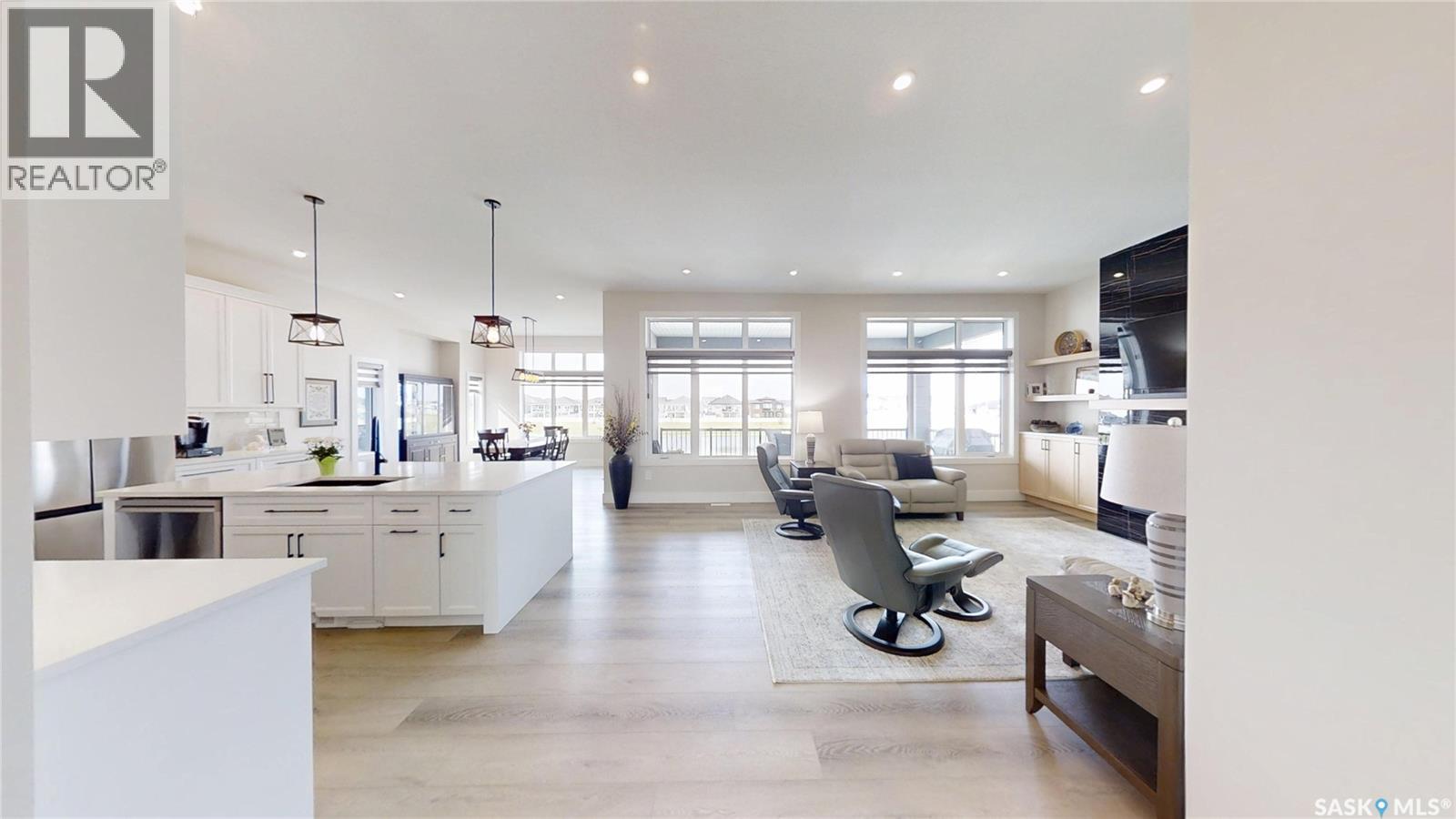 407 Palmer Crescent, Warman, Saskatchewan  S0K 4S0 - Photo 3 - SK030350