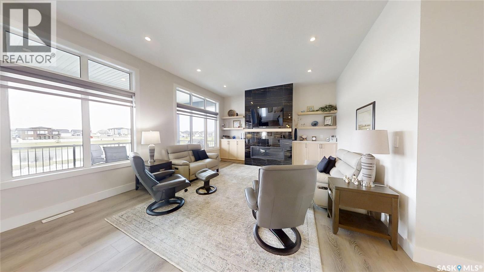 407 Palmer Crescent, Warman, Saskatchewan  S0K 4S0 - Photo 4 - SK030350