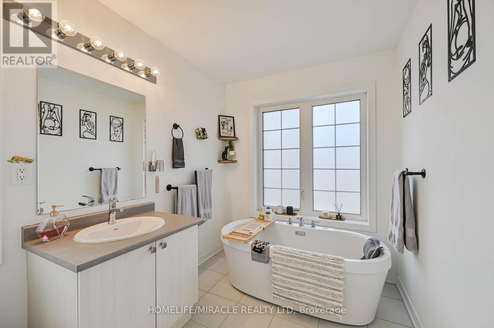 17 Selfridge Way, Whitby, Ontario  L1N 0N9 - Photo 27 - E12878252