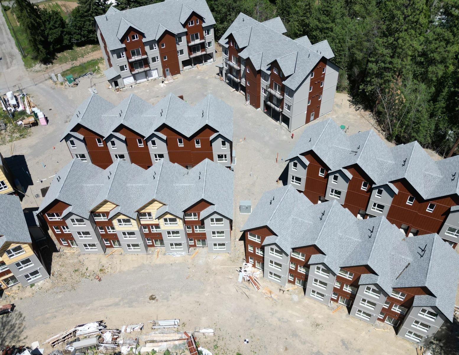 500  302 Avenue, Kimberley, British Columbia  V1A 3G5 - Photo 1 - 44508421