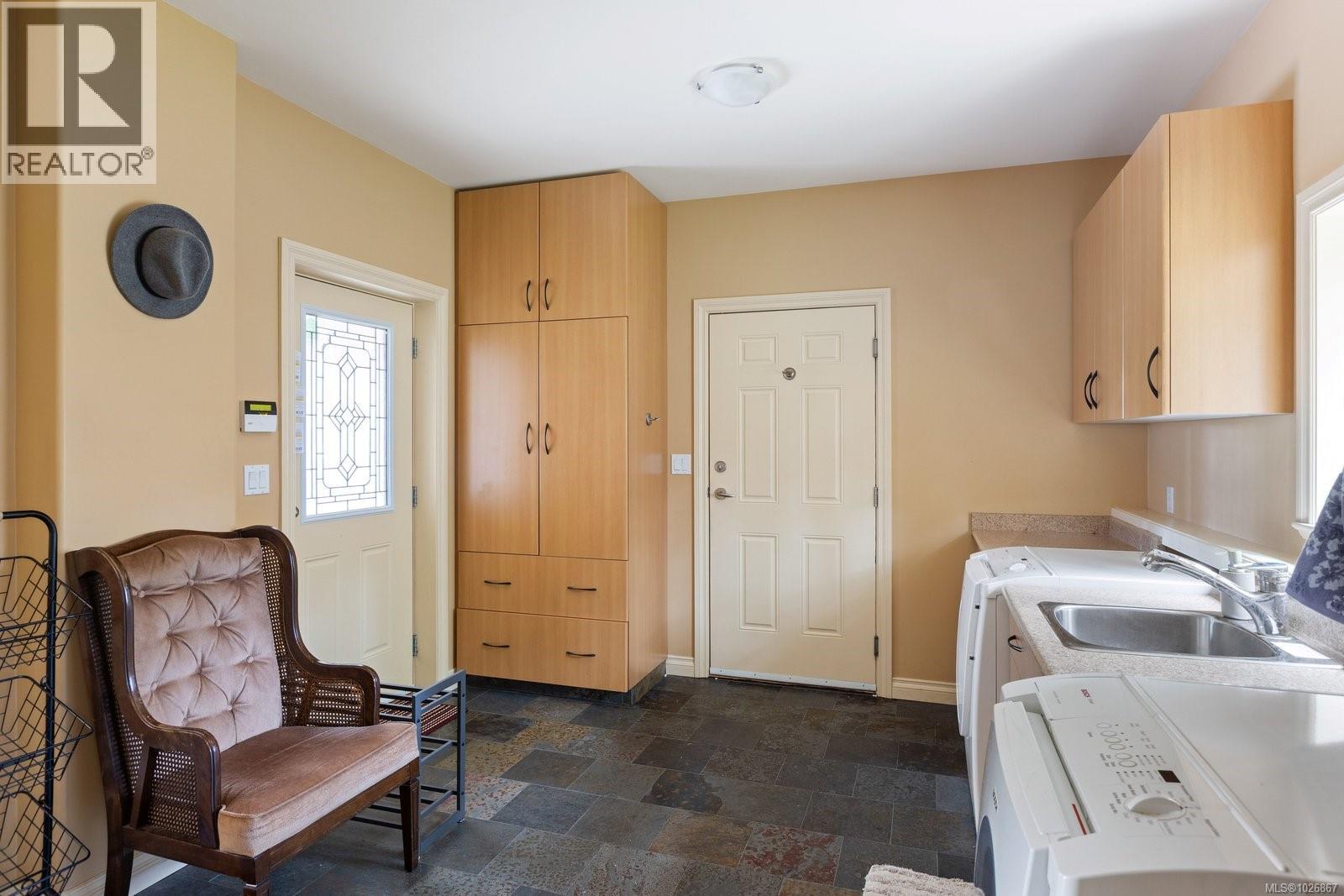 1450 White Pine Terr, Highlands, British Columbia  V9B 6J3 - Photo 16 - 1026867