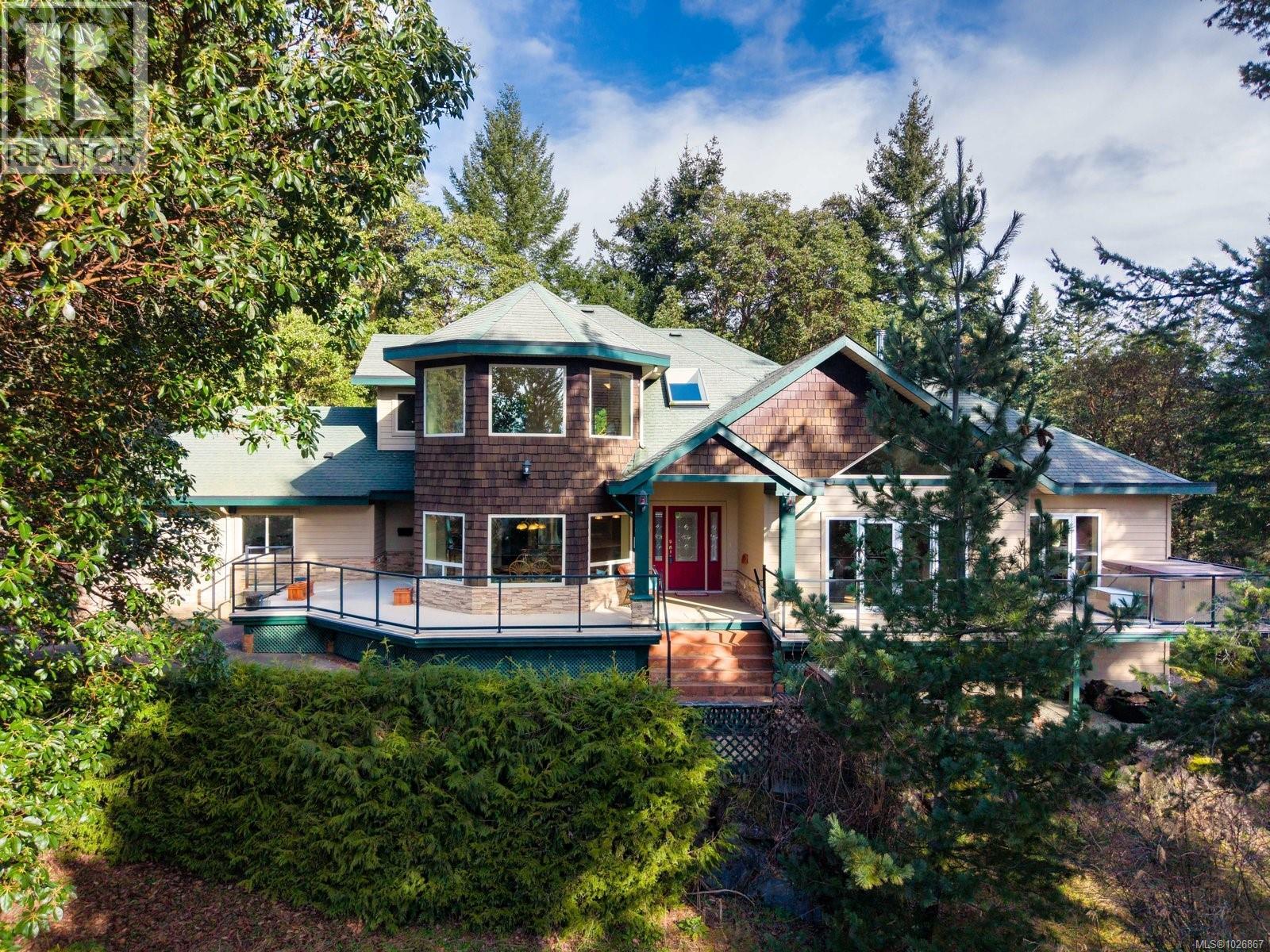 1450 White Pine Terr, Highlands, British Columbia